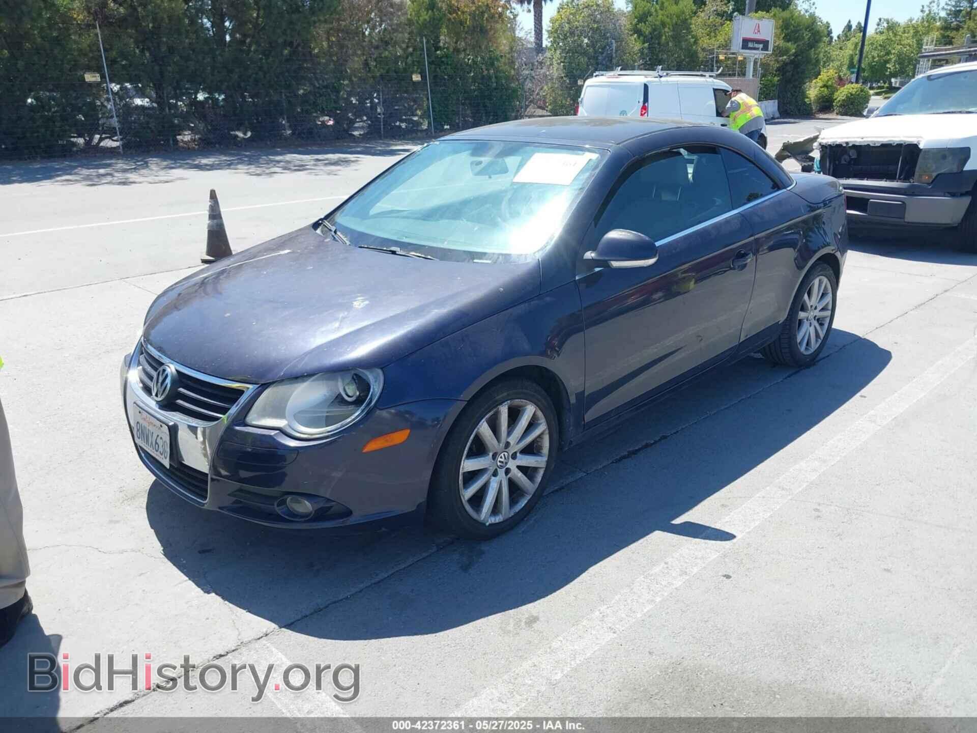 2008 VOLKSWAGEN EOS - VIN: WVWBA71F68V037988 - Фото 2