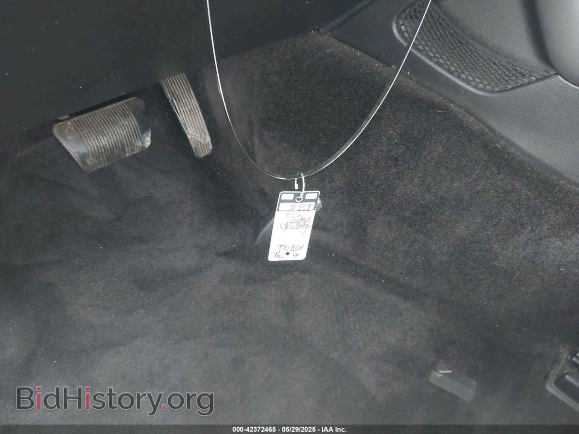 2016 DODGE CHALLENGER - VIN: 2C3CDZAG7GH285095 - Фото 11