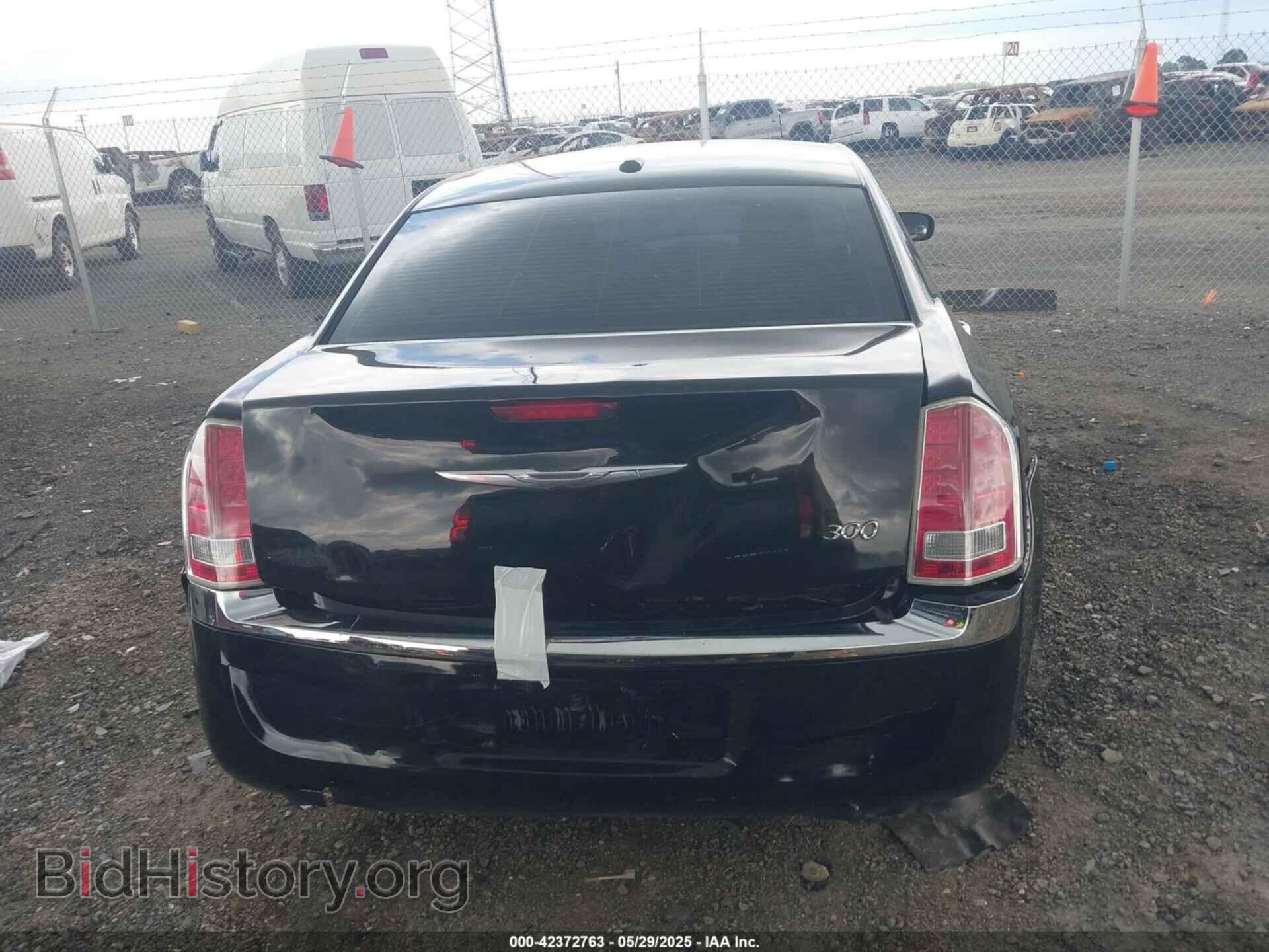 2014 CHRYSLER 300 - VIN: 2C3CCAAG2EH214095 - Photo 17