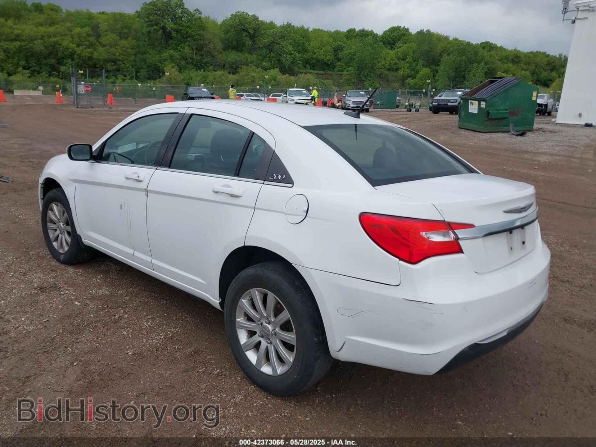 2012 CHRYSLER 200 - VIN: 1C3CCBBB1CN288945 - Фото 3