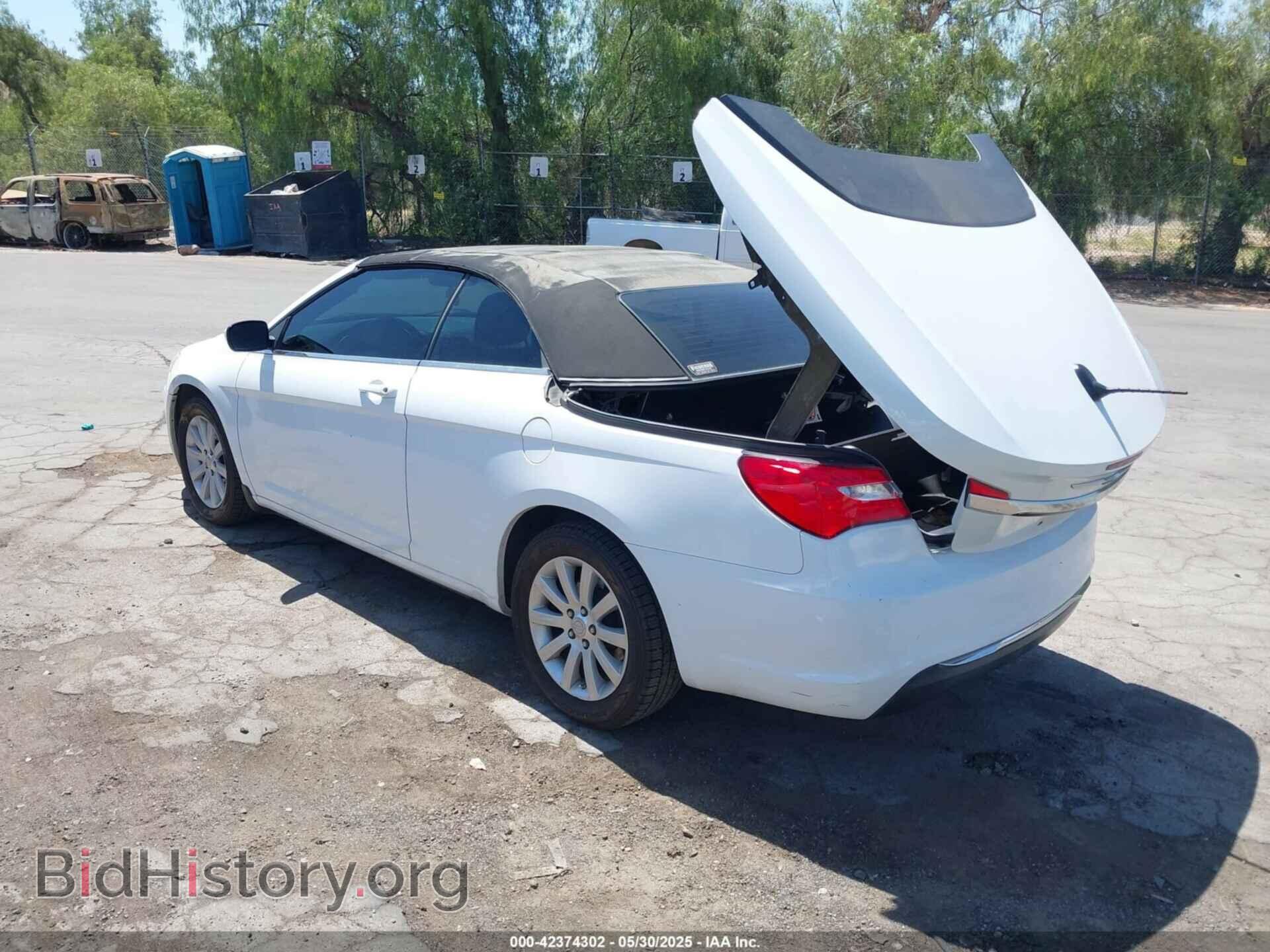 2012 CHRYSLER 200 - VIN: 1C3BCBEB3CN218886 - Фото 3