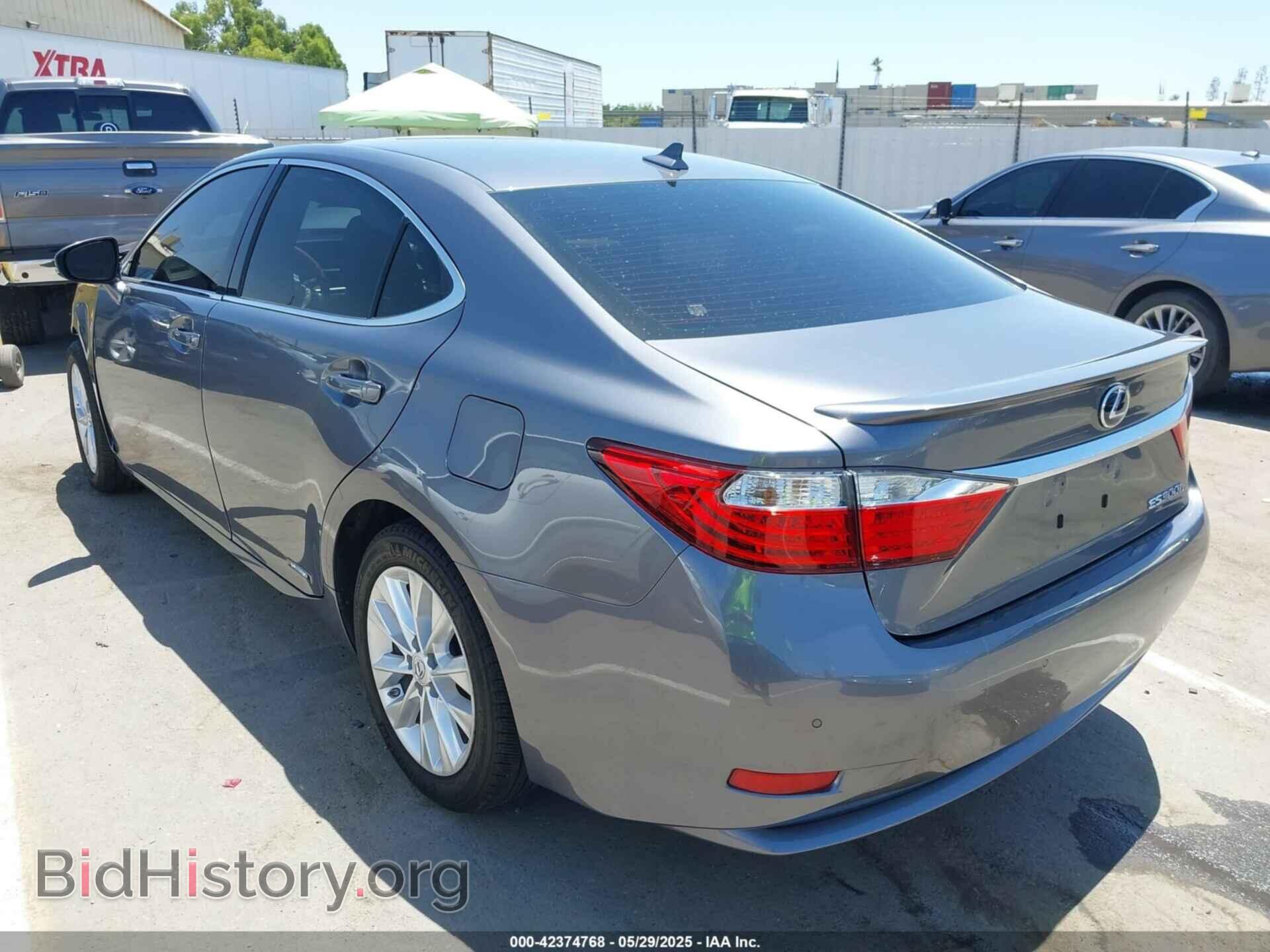 2013 LEXUS ES 300H - VIN: JTHBW1GG5D2028515 - Фото 3