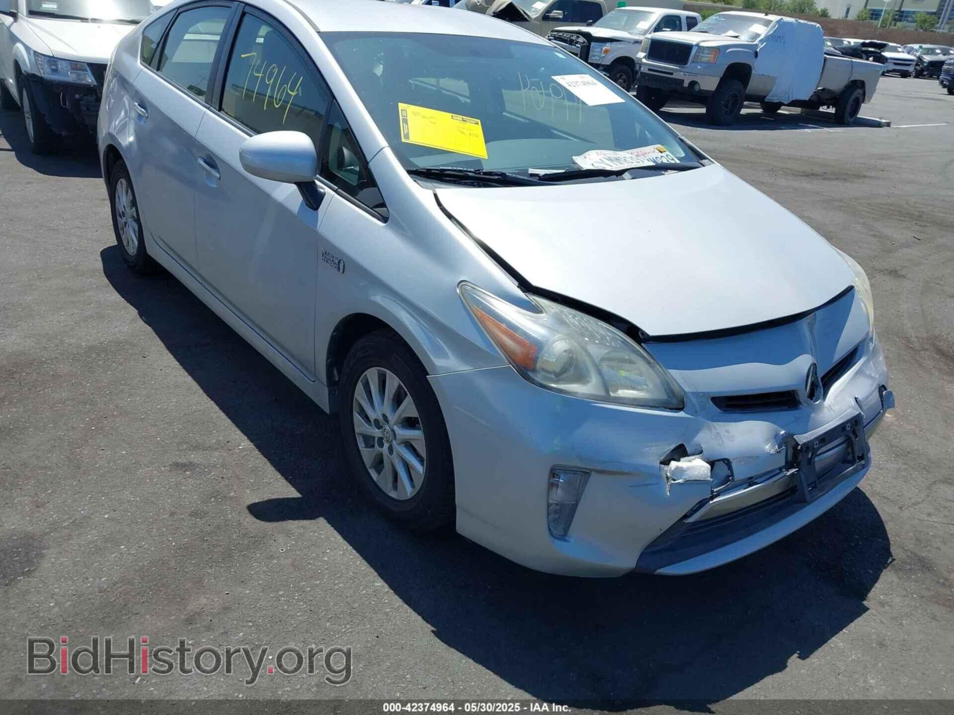 Фотография JTDKN3DP3C3022628 - TOYOTA PRIUS PLUG-IN 2012