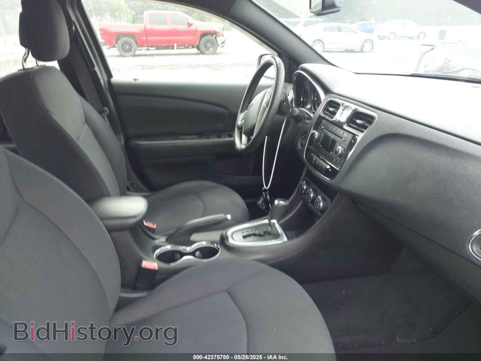 2013 CHRYSLER 200 - VIN: 1C3CCBBG7DN715834 - Фото 5