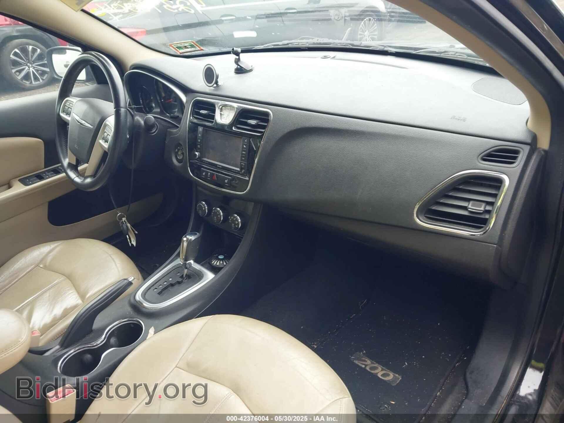 2012 CHRYSLER 200 - VIN: 1C3CCBCG1CN307925 - Фото 5