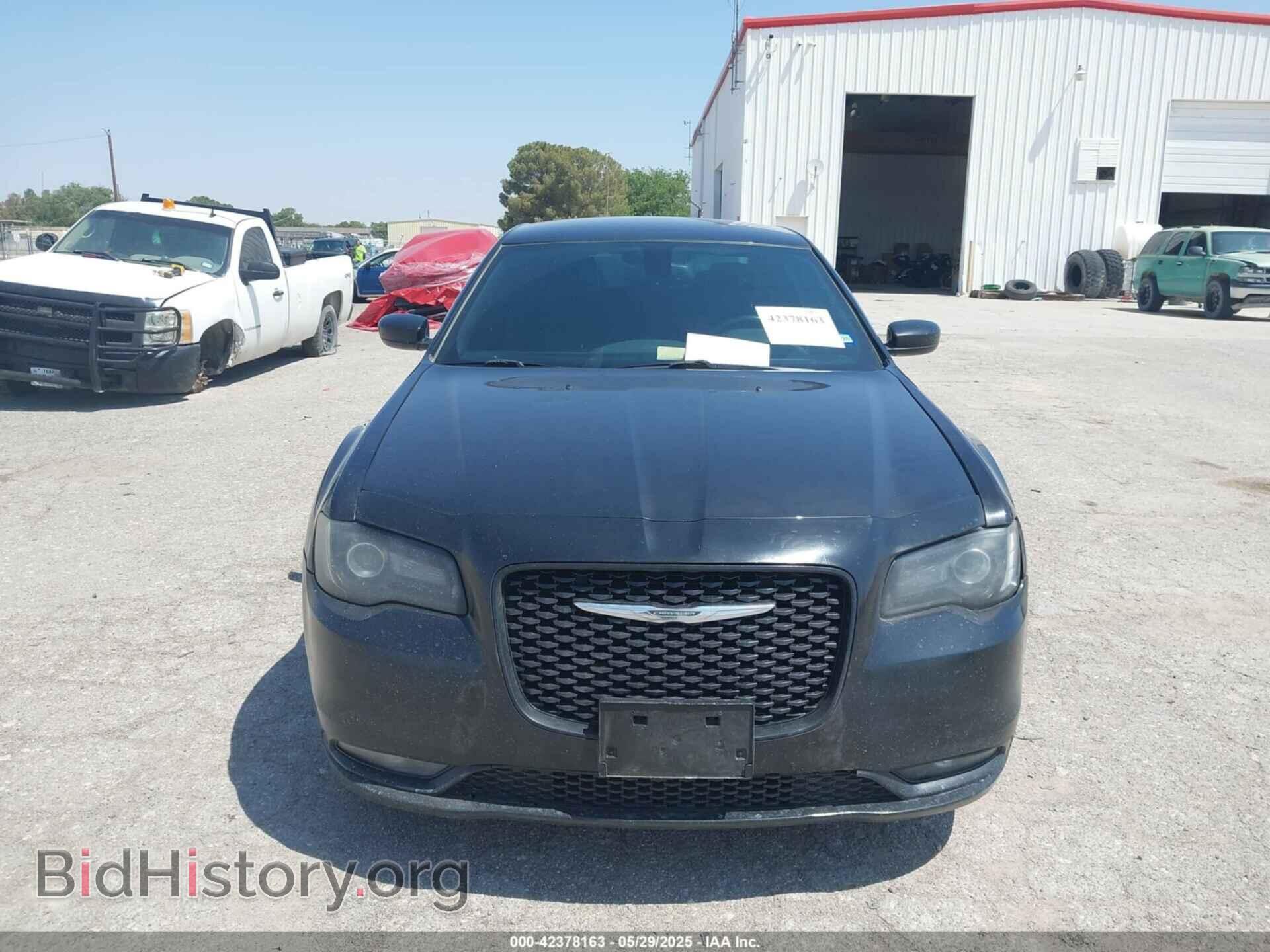2015 CHRYSLER 300 - VIN: 2C3CCABG8FH756463 - Фото 12