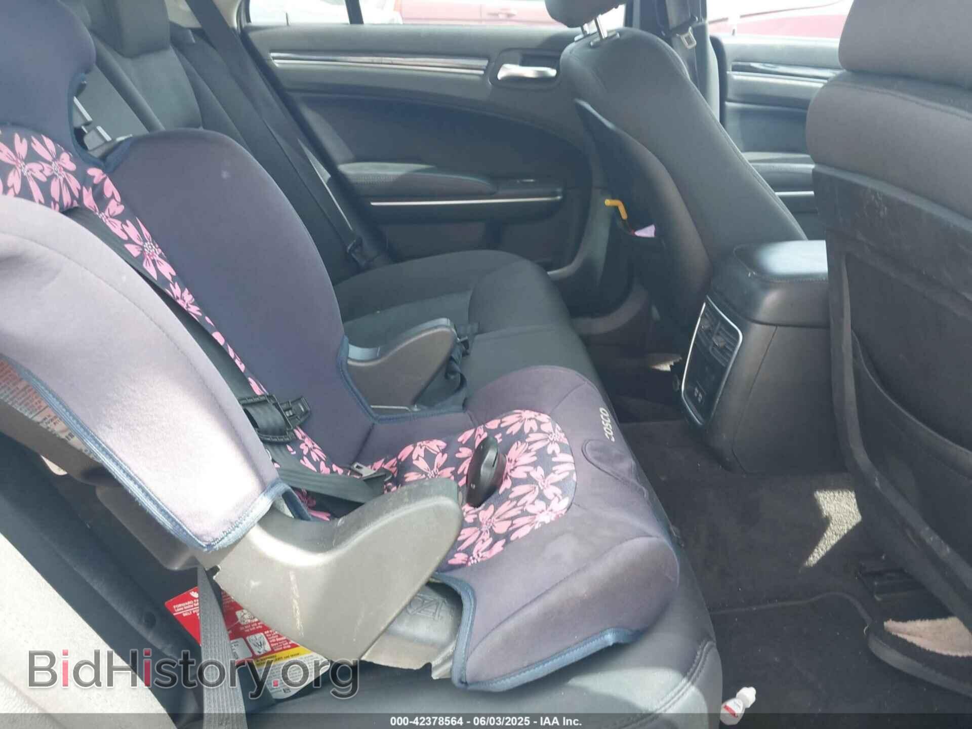 2019 CHRYSLER 300 - VIN: 2C3CCAAGXKH528704 - Фото 8