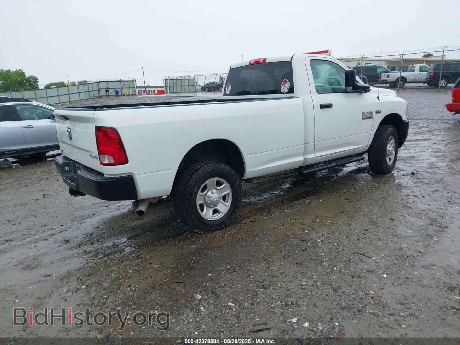 2018 RAM 2500 - VIN: 3C6MR5AJ8JG127319 - Фото 4