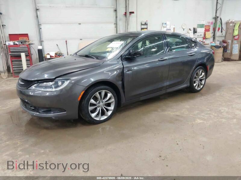 2015 Chrysler 200 (VIN 1C3CCCDG8FN530584) — photo 2 of 16