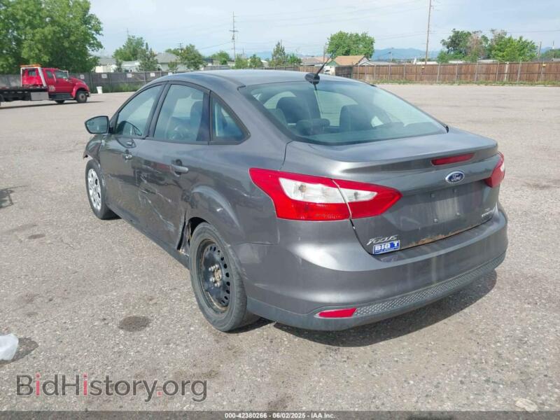 2012 Ford FOCUS (VIN 1FAHP3F28CL445832) — фото 3 из 11