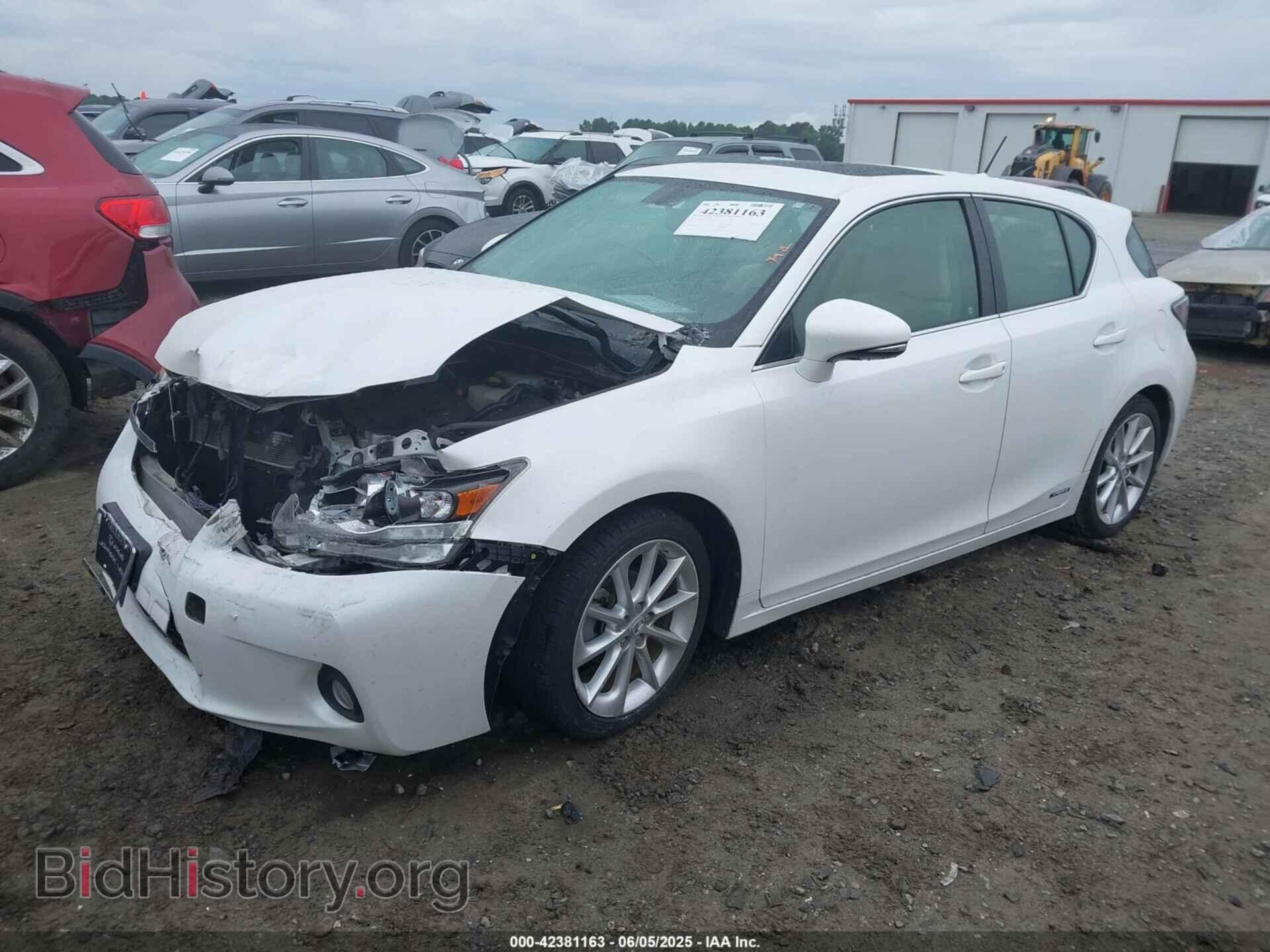 2012 LEXUS CT 200H - VIN: JTHKD5BH3C2066143 - Фото 2