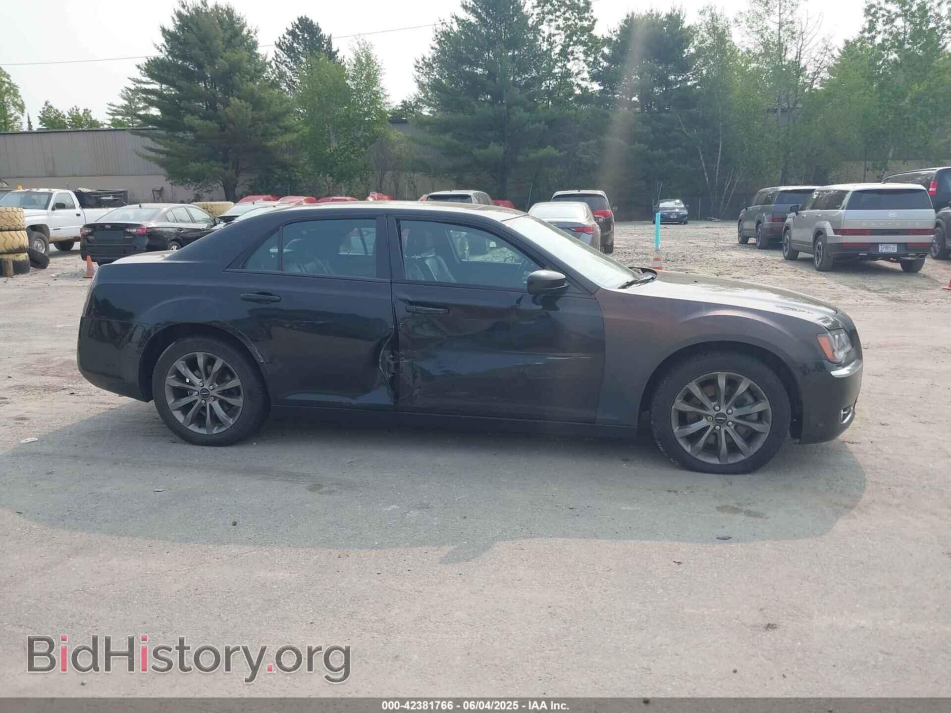 2014 CHRYSLER 300 - VIN: 2C3CCAGG8EH222645 - Фото 13