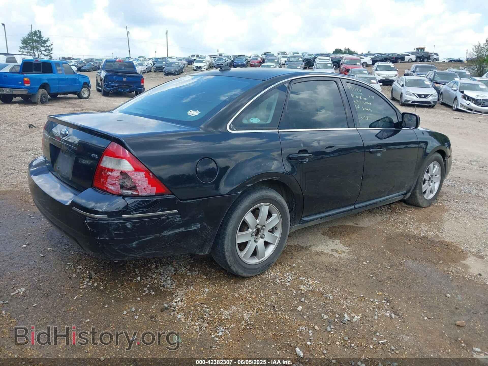 2007 FORD FIVE HUNDRED - VIN: 1FAHP24177G131124 - Фото 4