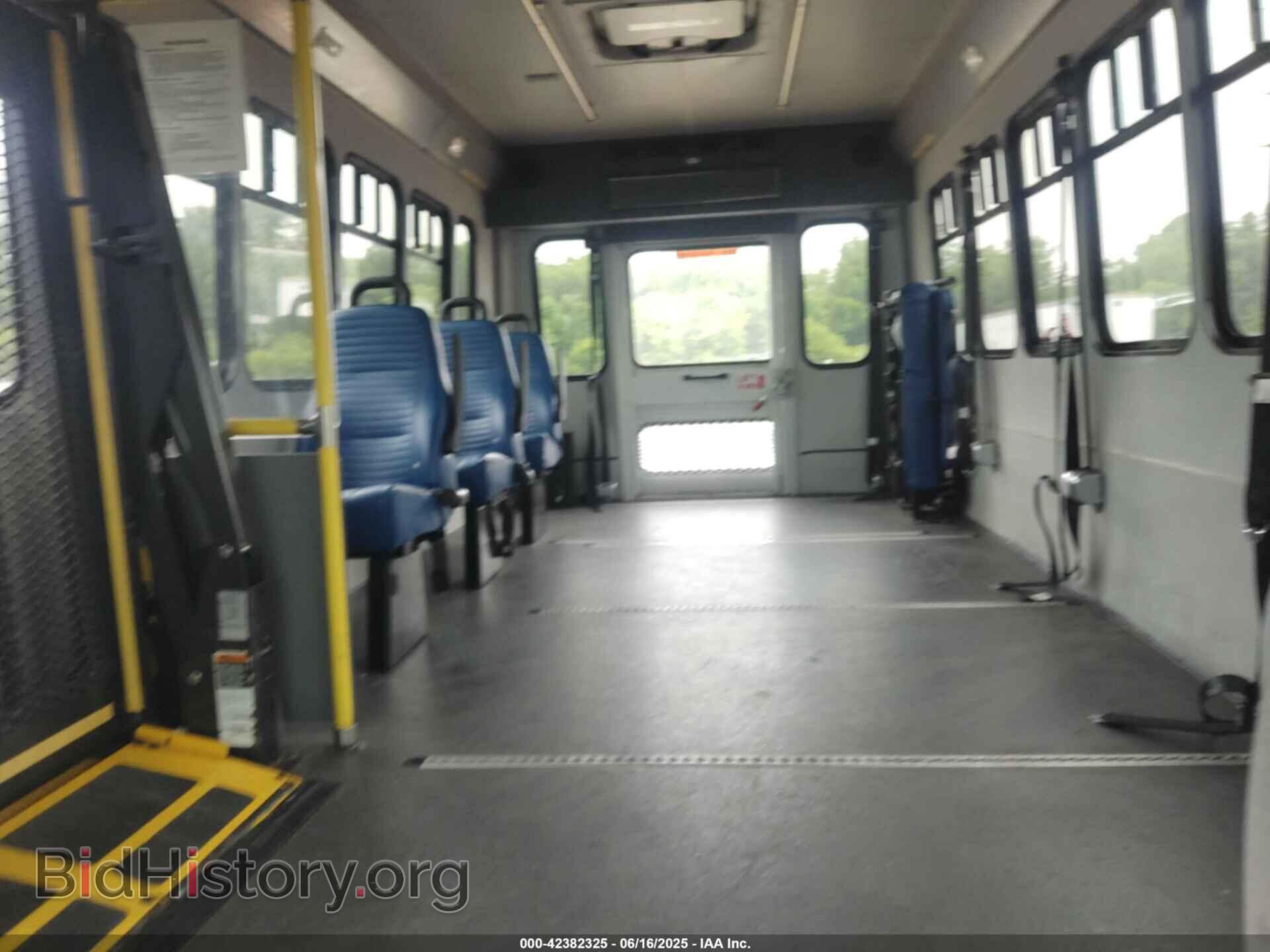 2015 FORD E-450 CUTAWAY - VIN: 1FDFE4FS2FDA06908 - Фото 2