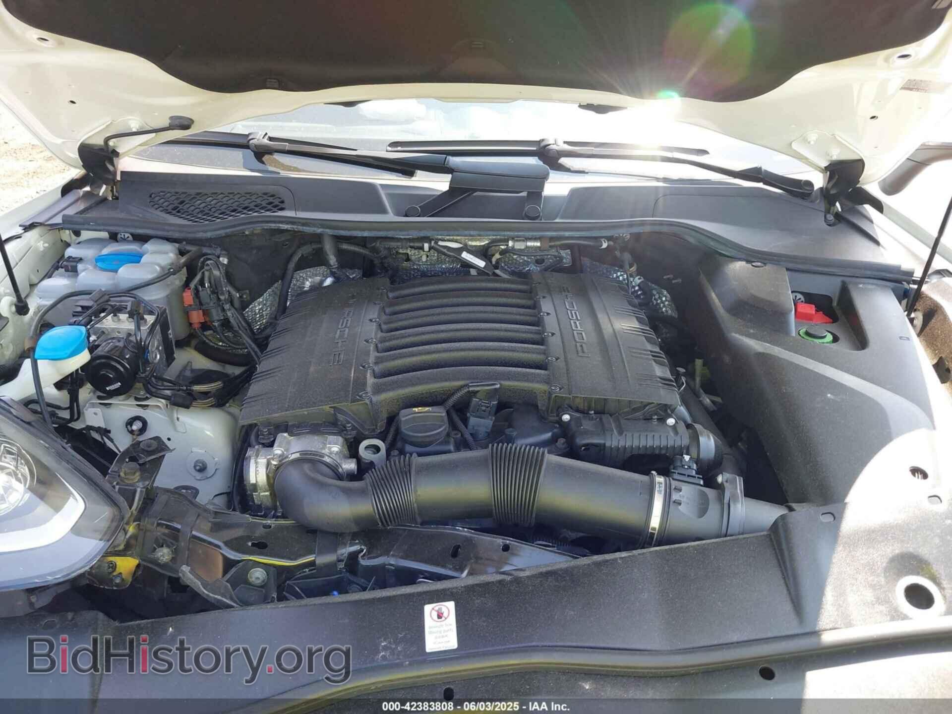 2018 PORSCHE CAYENNE - VIN: WP1AA2A28JKA02807 - Фото 10
