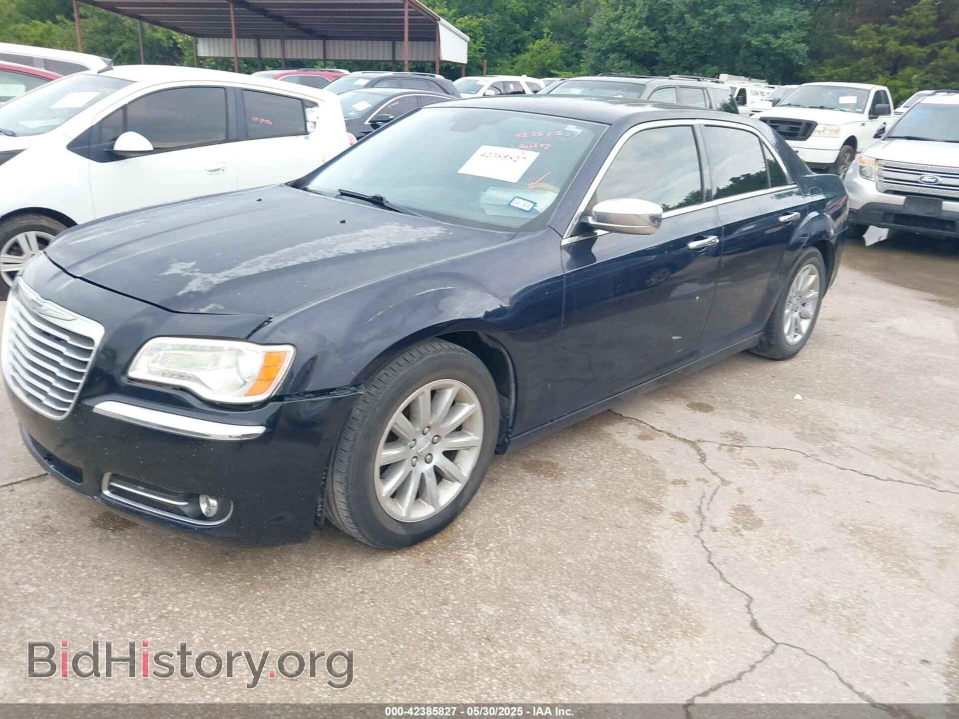 2012 CHRYSLER 300C - VIN: 2C3CCAET9CH279806 - Photo 2