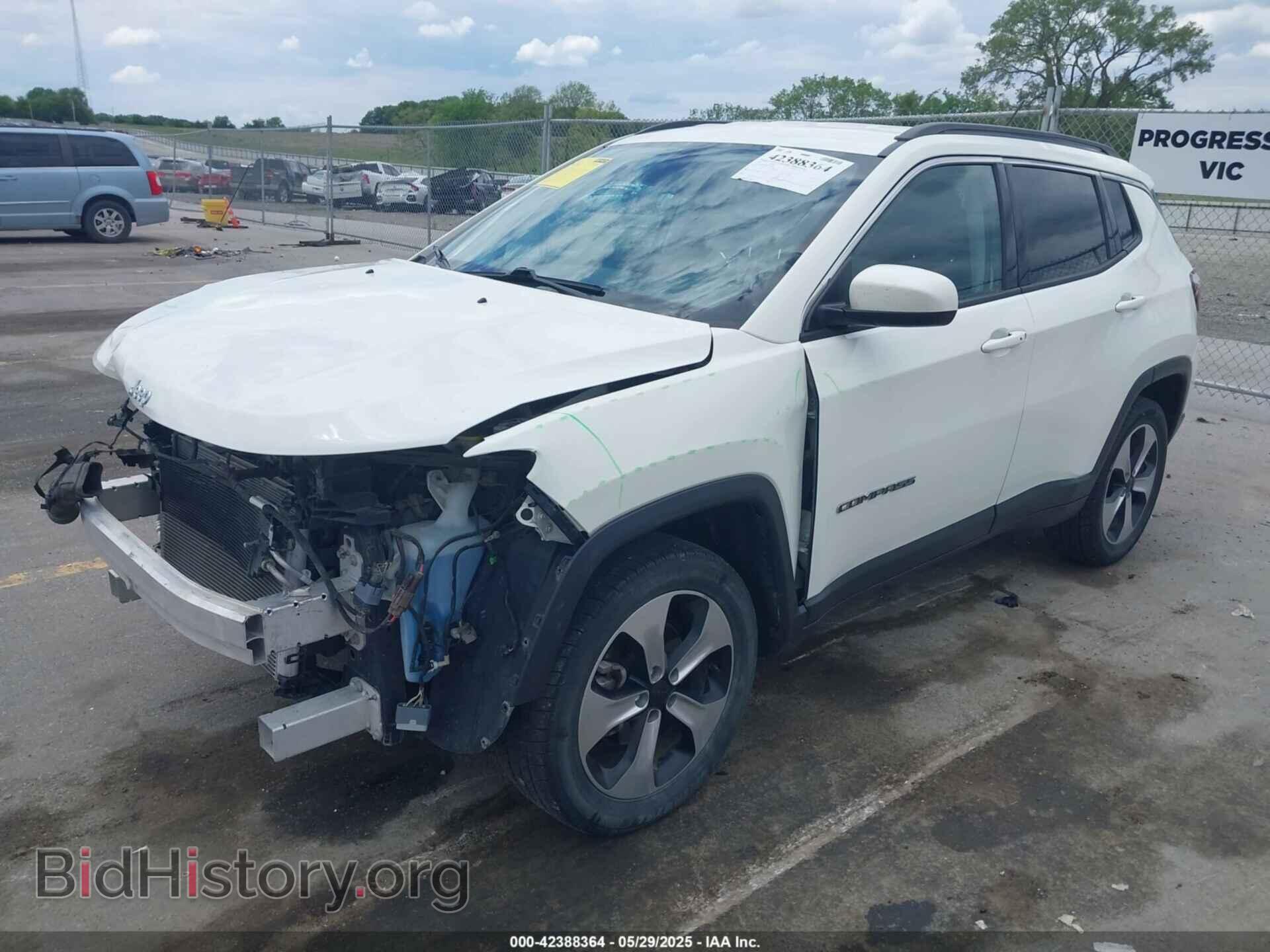2018 JEEP COMPASS - VIN: 3C4NJDBB4JT232968 - Фото 2