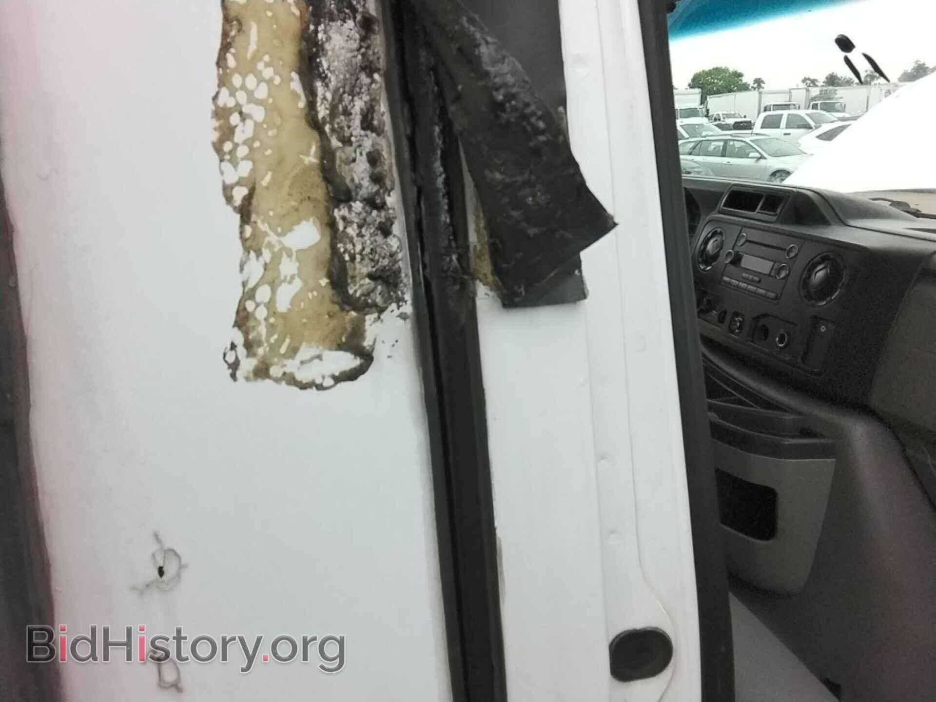 2011 FORD ECONOLINE - VIN: 1FDXE4FLXBDB01899 - Фото 17