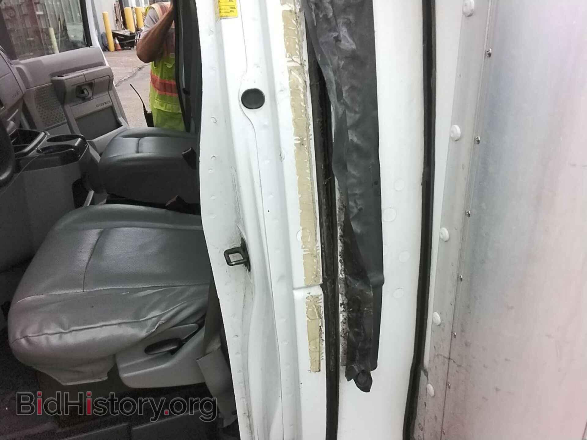 2011 FORD ECONOLINE - VIN: 1FDXE4FLXBDB01899 - Фото 22