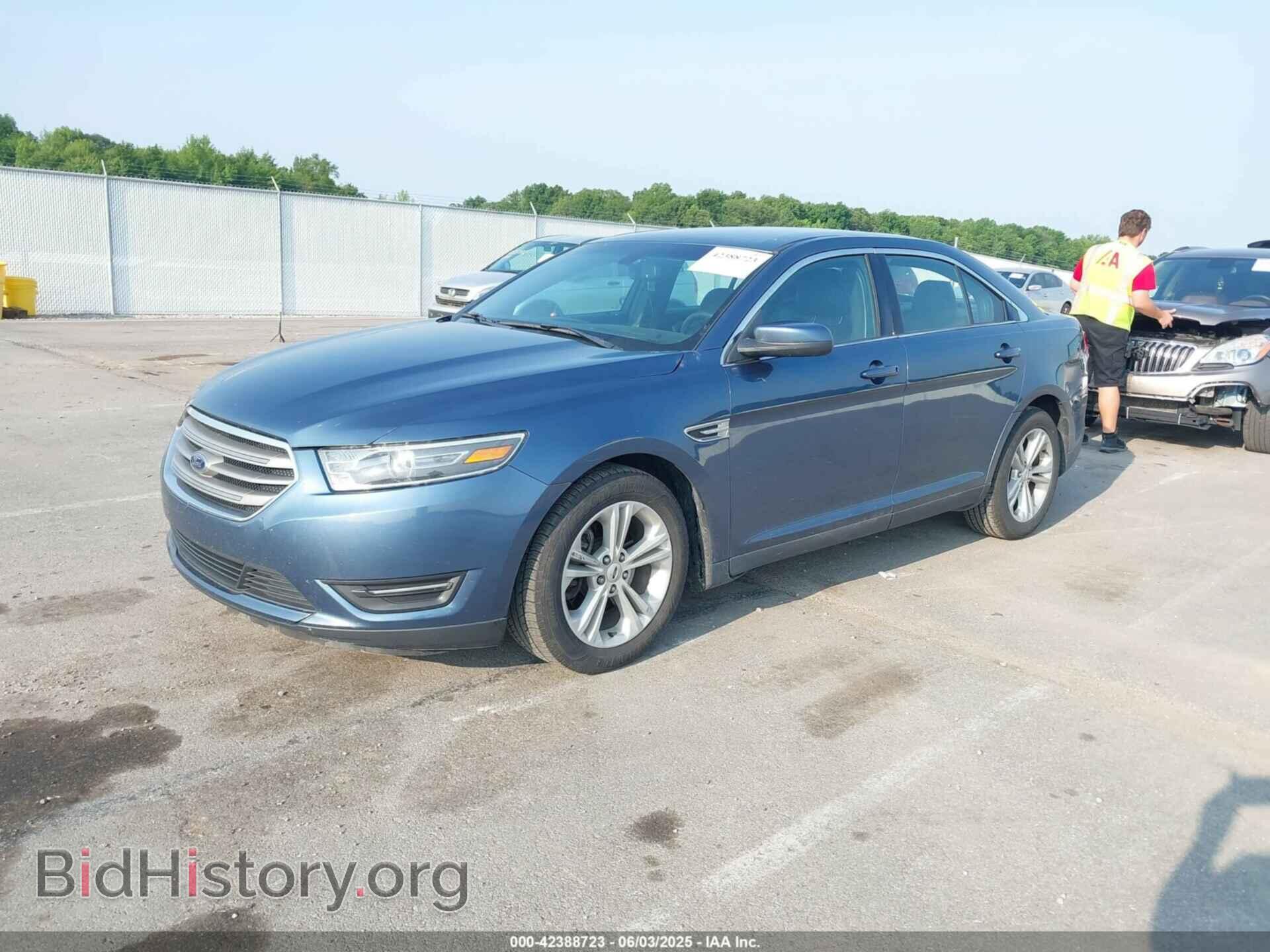 2018 FORD TAURUS - VIN: 1FAHP2E82JG130983 - Фото 2
