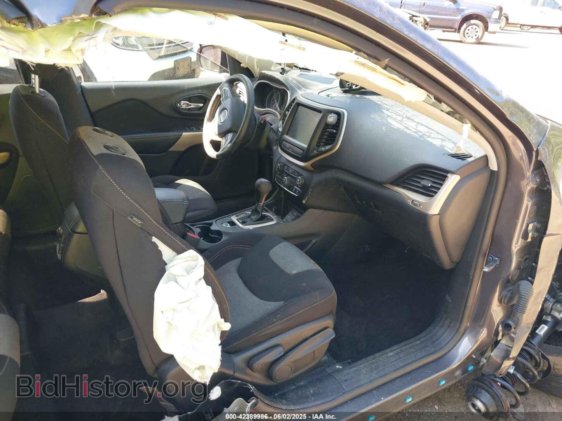 2018 JEEP CHEROKEE - VIN: 1C4PJLCB2JD605058 - Фото 5
