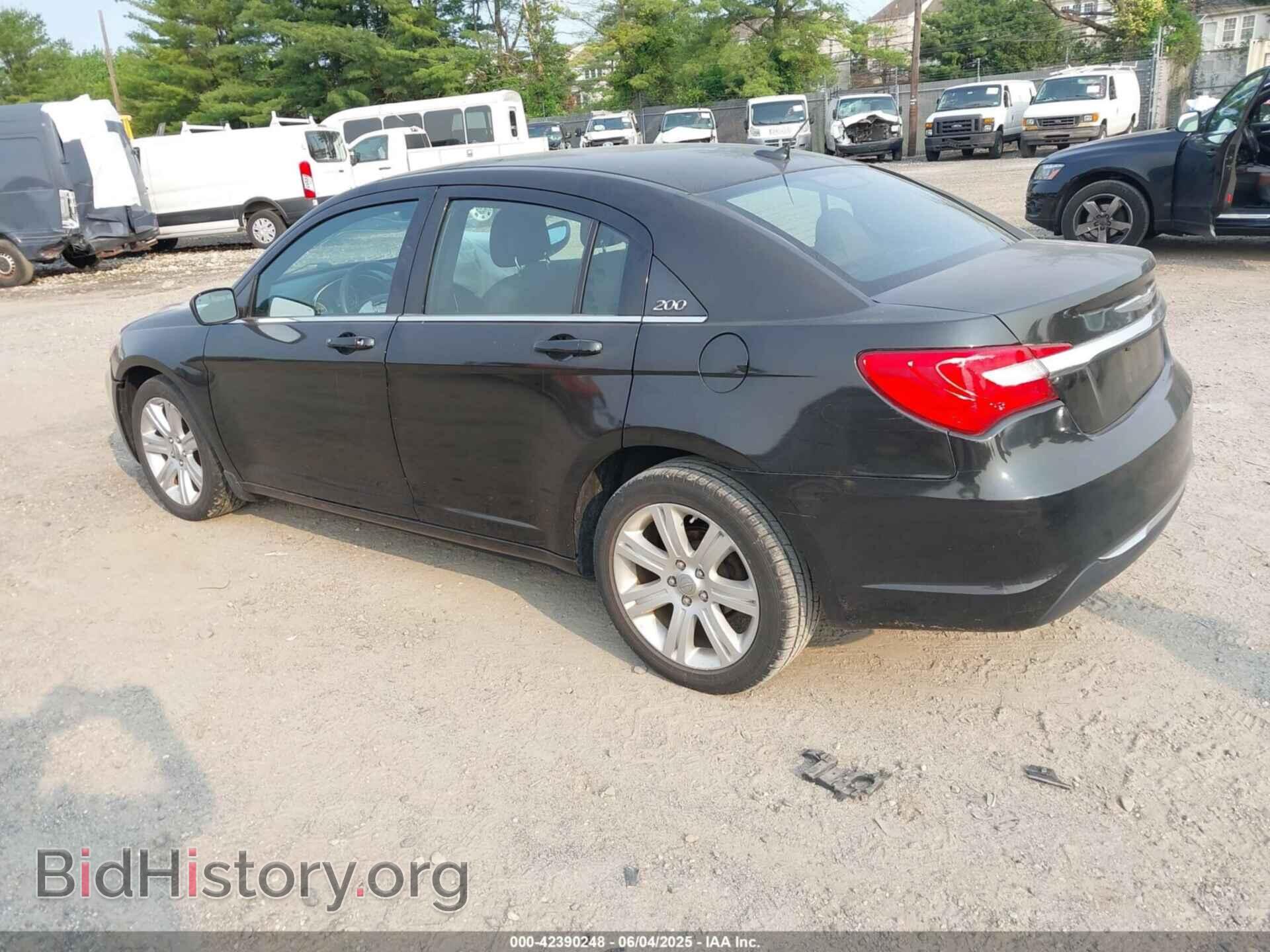 2012 CHRYSLER 200 - VIN: 1C3CCBAB0CN184349 - Фото 3