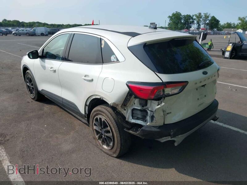 2020 Ford ESCAPE (VIN 1FMCU9G6XLUA82702) — фото 3 из 16