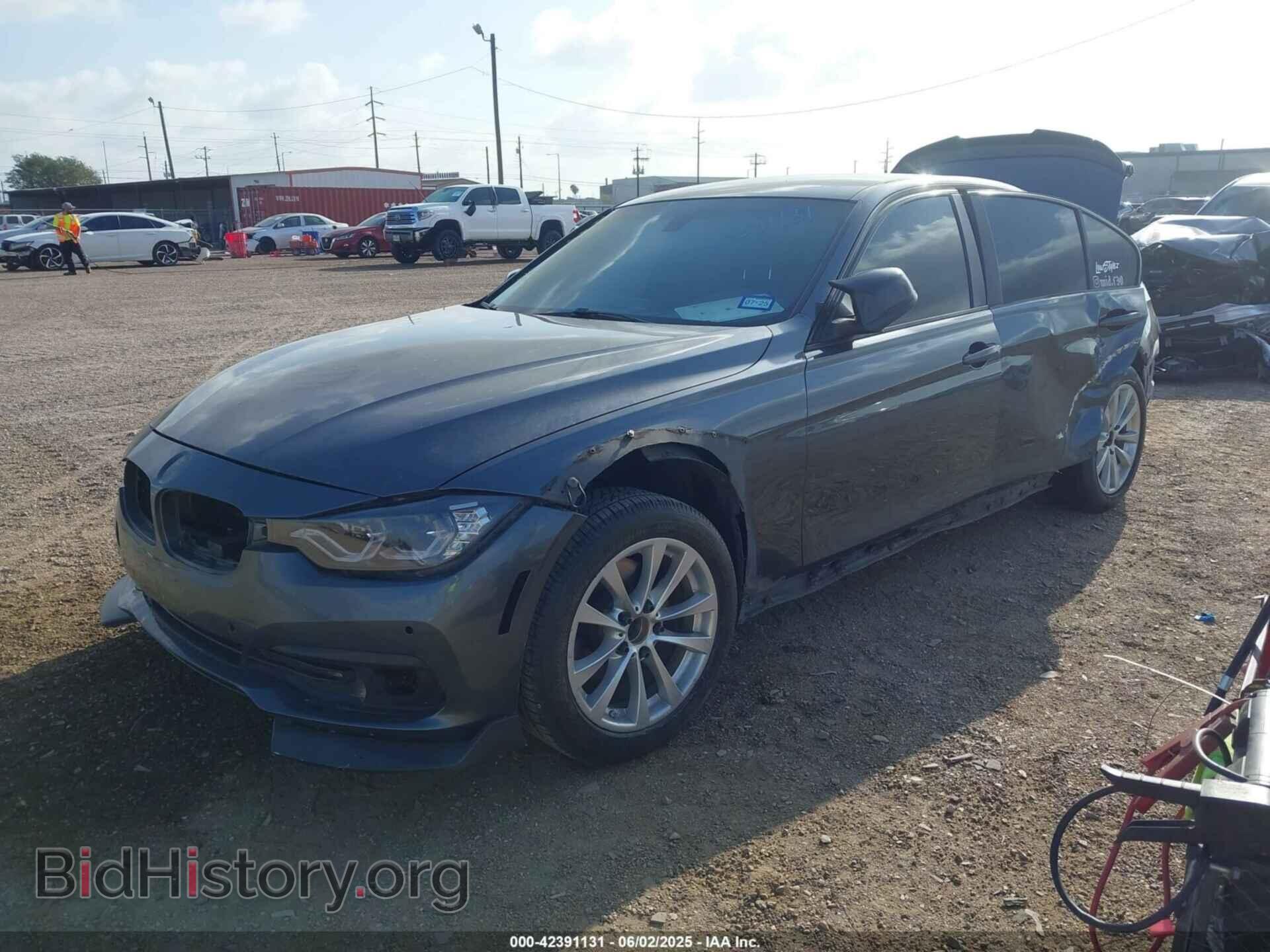 2016 BMW 320I - VIN: WBA8E1G56GNU12073 - Фото 2