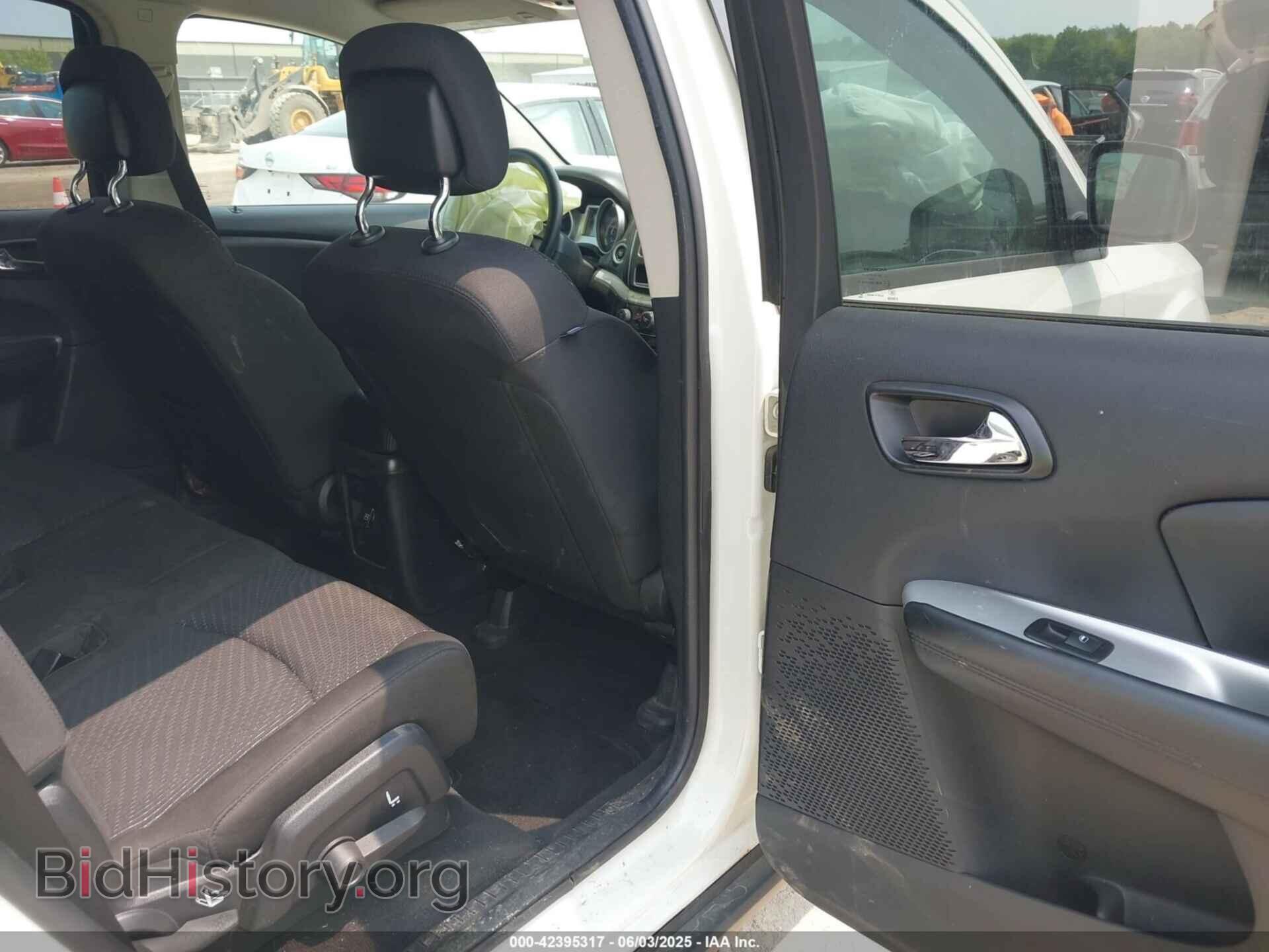 2017 DODGE JOURNEY - VIN: 3C4PDCAB4HT674056 - Фото 8
