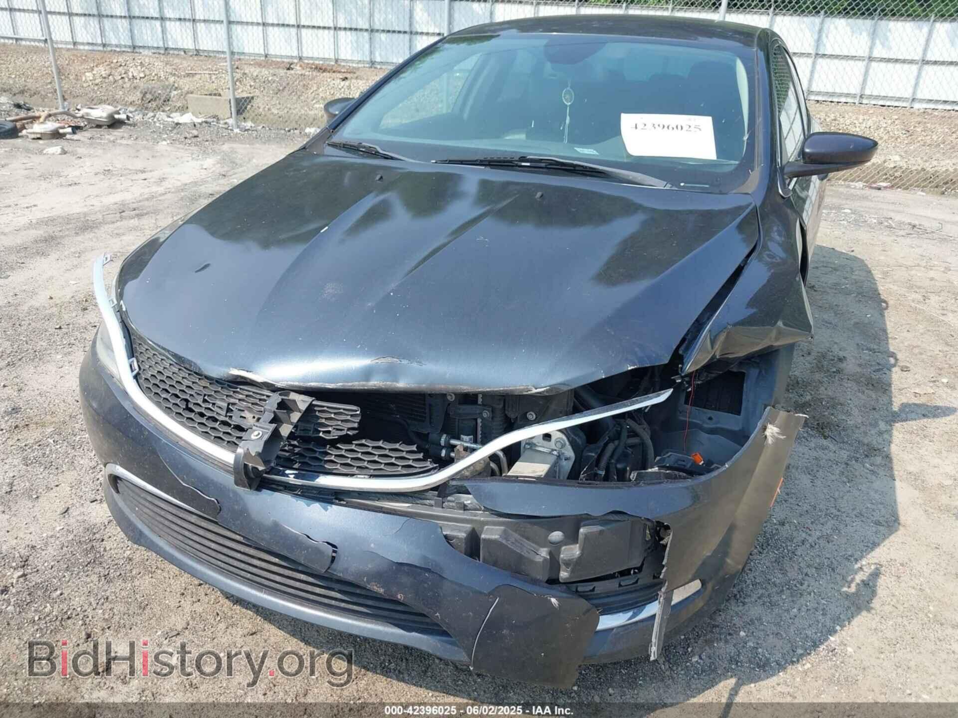 2016 CHRYSLER 200 - VIN: 1C3CCCAB2GN189757 - Фото 6