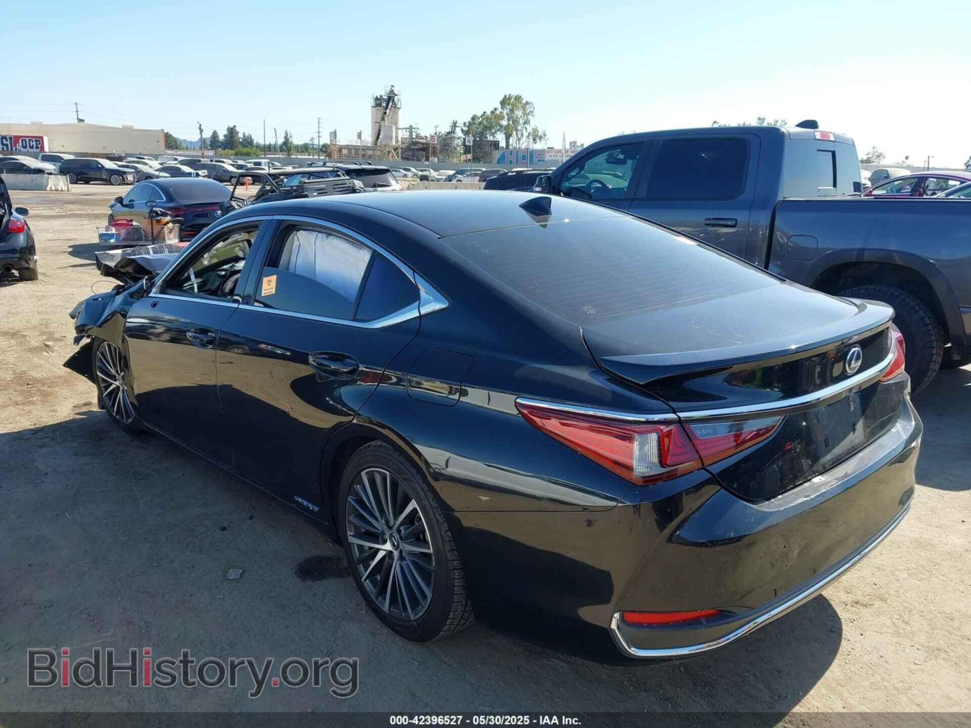 2019 LEXUS ES 300H - VIN: JTHB21B17K2044355 - Photo 3