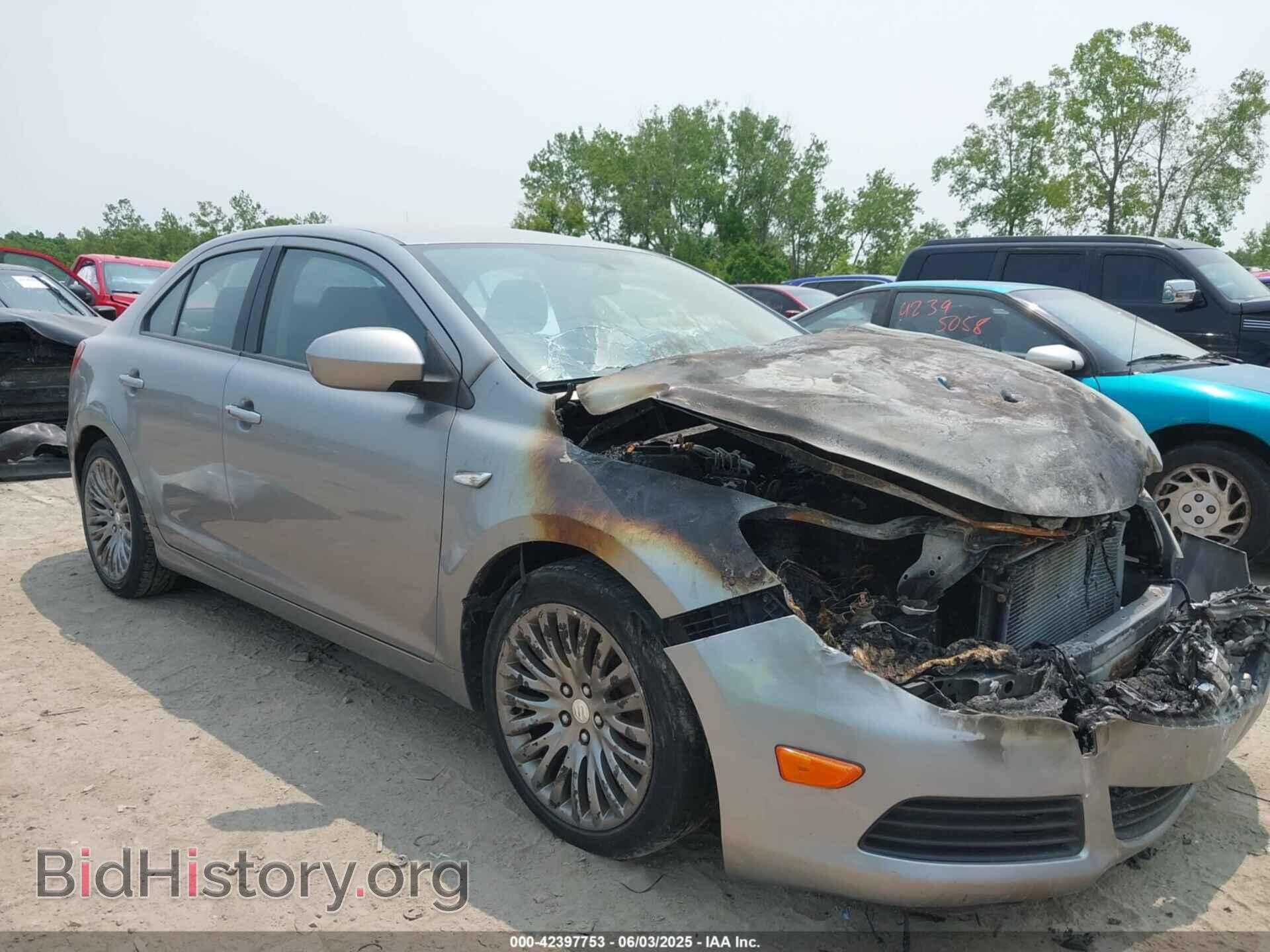 Photo JS2RF9A33B6110078 - SUZUKI KIZASHI 2011