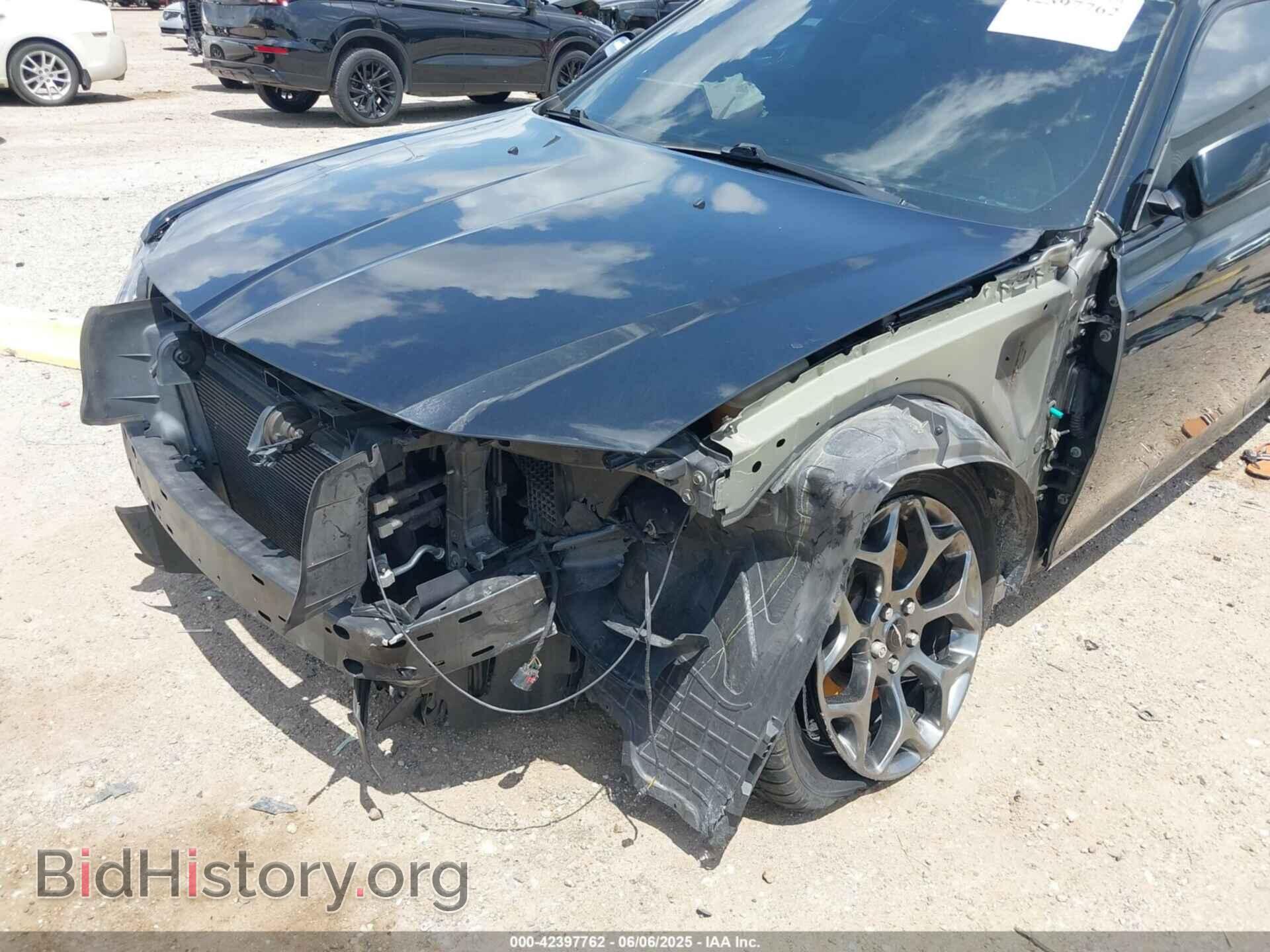 2016 CHRYSLER 300 - VIN: 2C3CCAGG2GH311453 - Фото 6