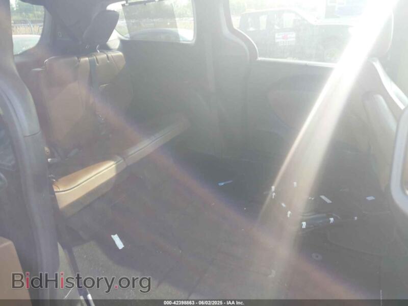 2020 Chrysler PACIFICA (VIN 2C4RC1GG5LR151840) — photo 8 of 15
