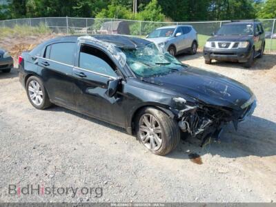 2013 Chrysler 200 LX, черный — VIN 1C3CCBAB4DN669630, IAAI