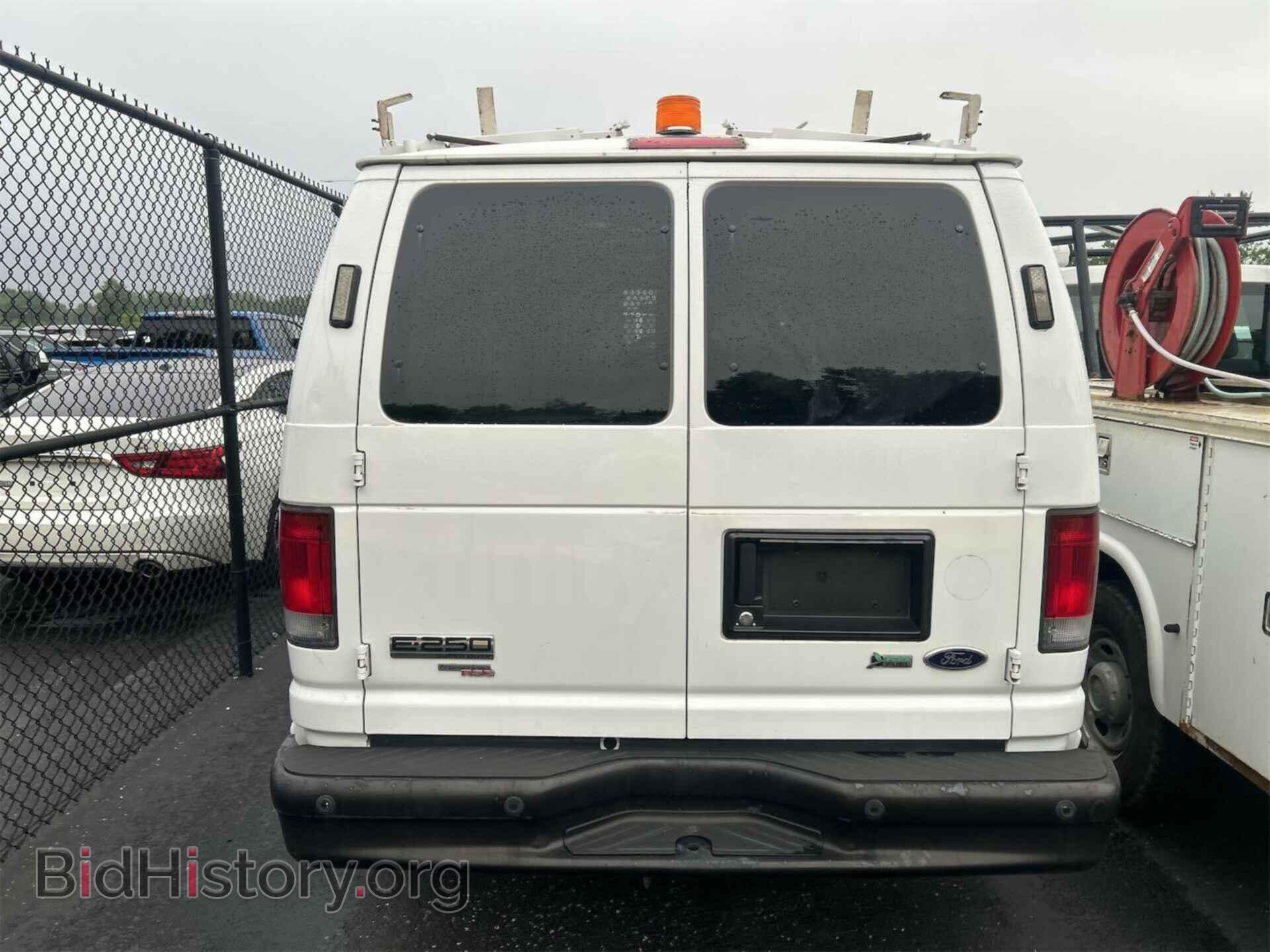 2011 FORD E-250 - VIN: 1FTNE2EL8BDA70900 - Photo 2