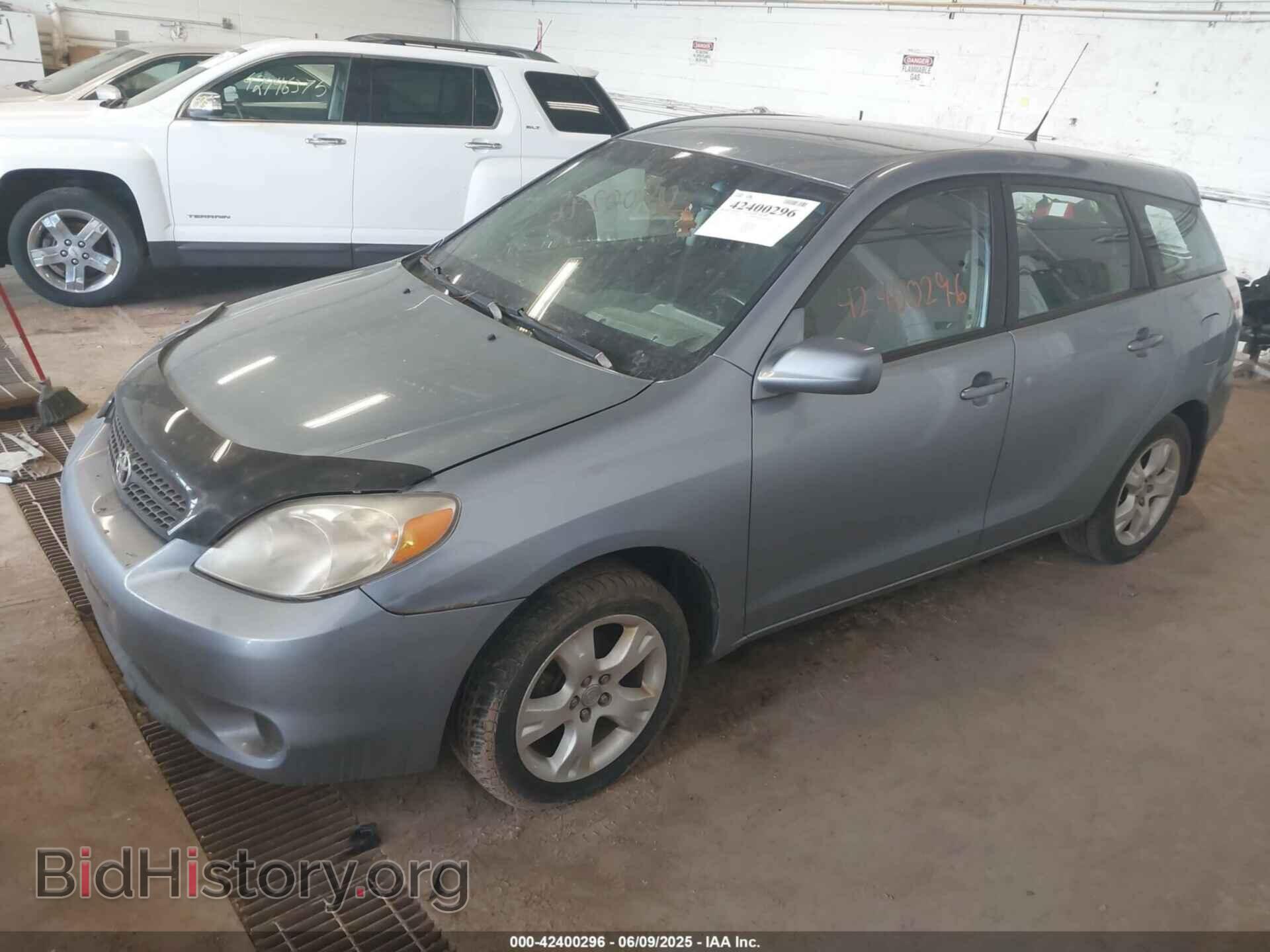 2007 TOYOTA MATRIX - VIN: 2T1KR32E77C677247 - Фото 2