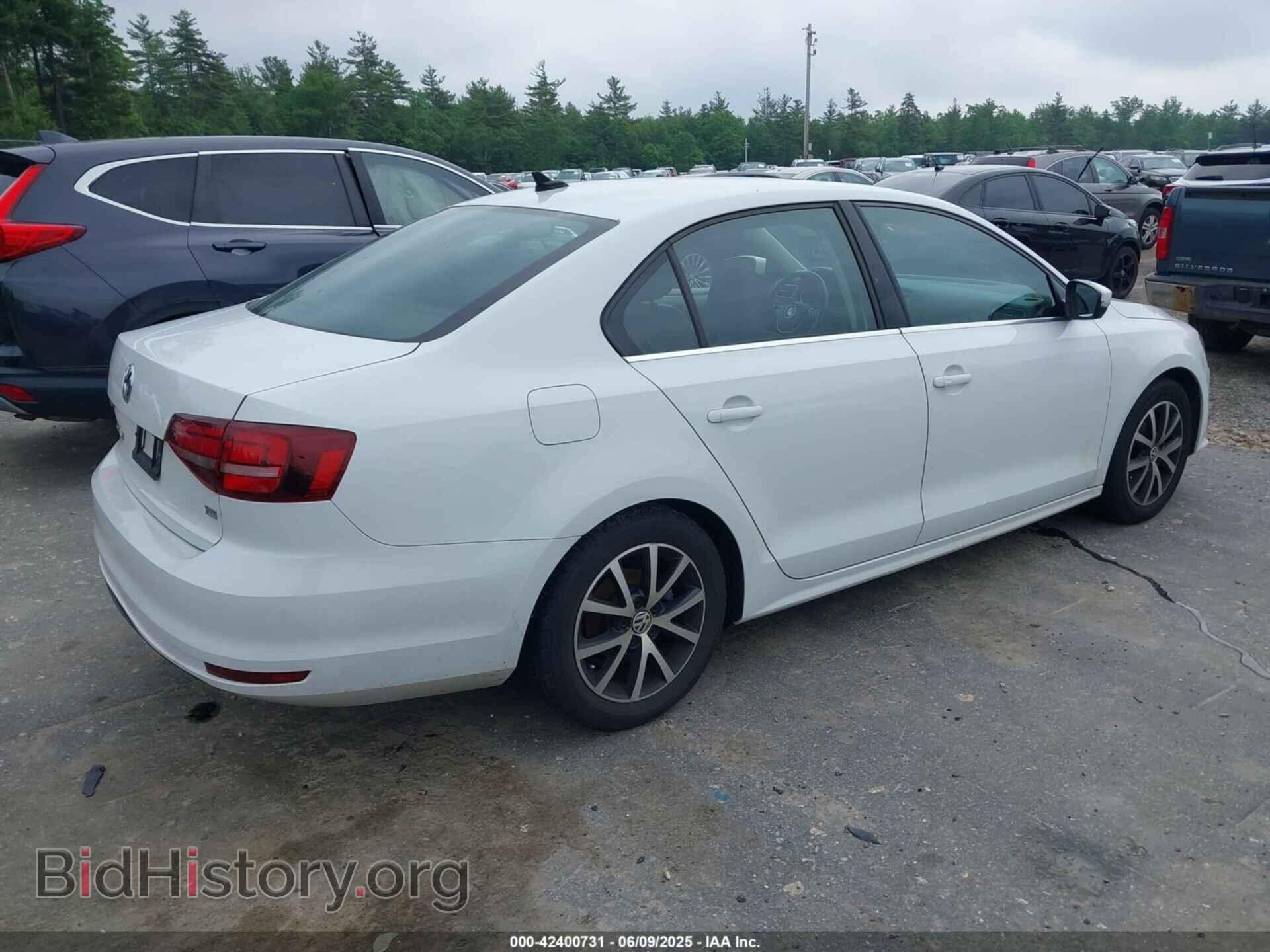2017 VOLKSWAGEN JETTA - VIN: 3VWDB7AJ7HM265077 - Фото 4
