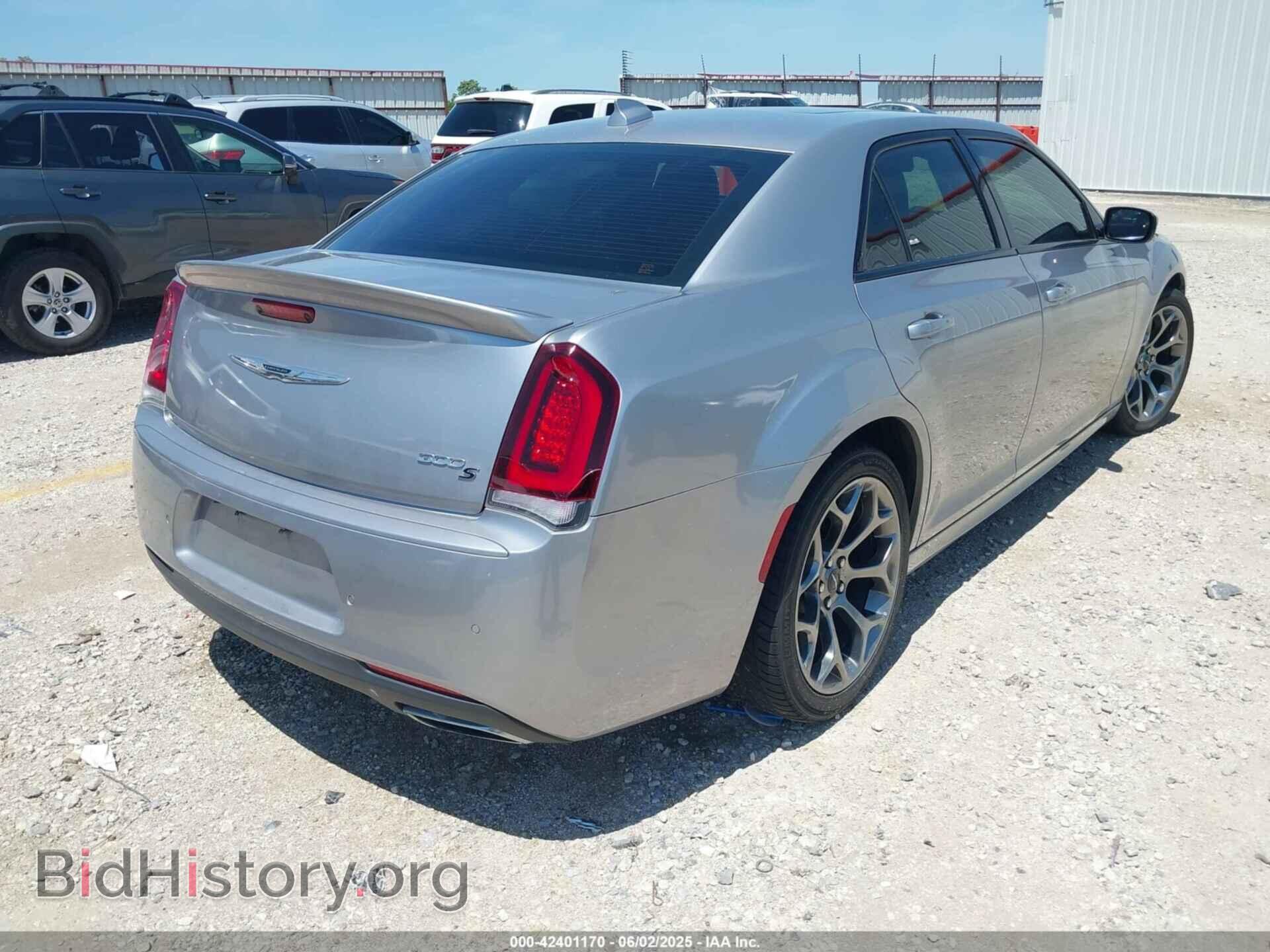 2018 CHRYSLER 300 - VIN: 2C3CCABG7JH244959 - Фото 4