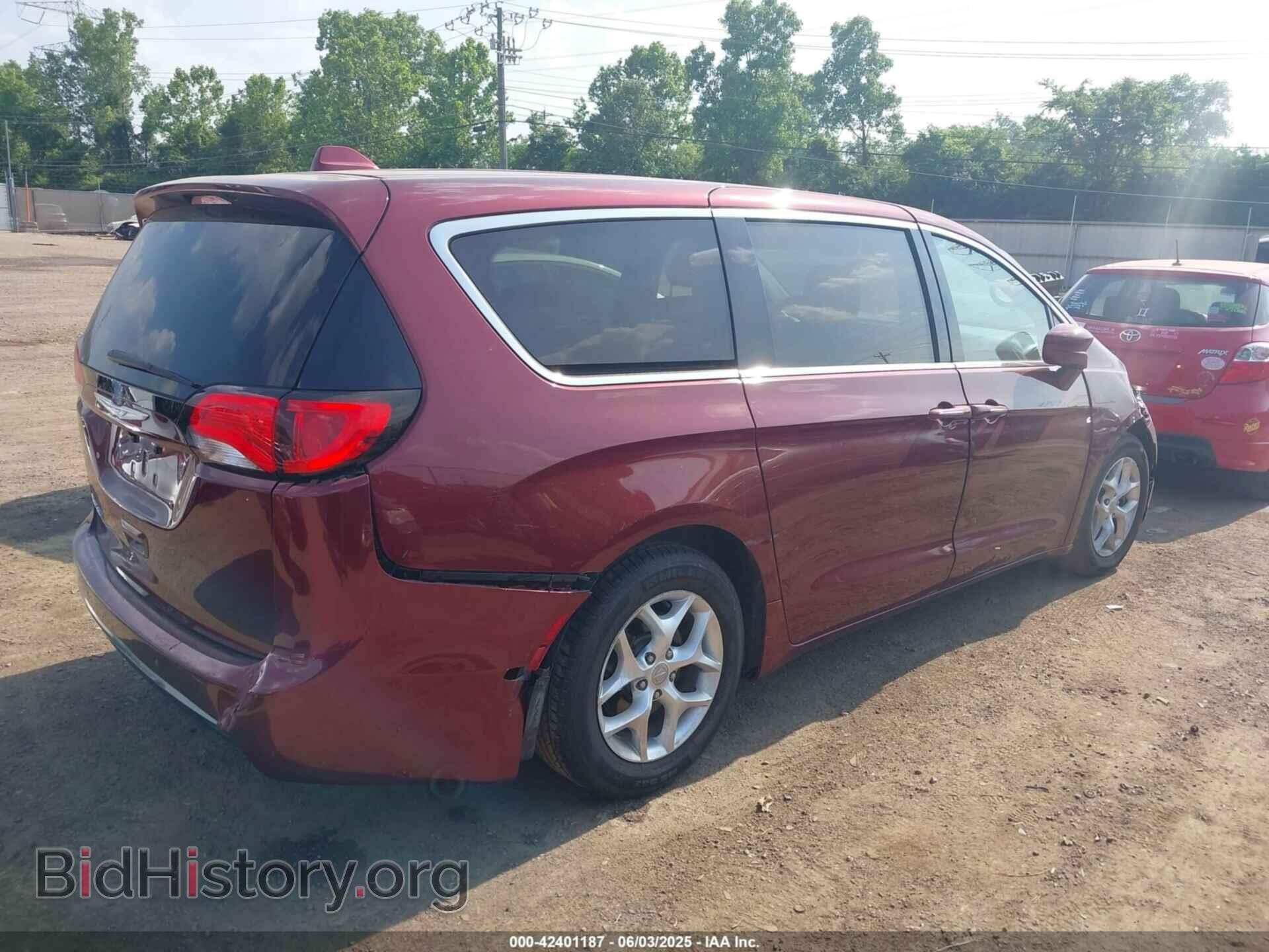 2018 CHRYSLER PACIFICA - VIN: 2C4RC1FG4JR109870 - Фото 4