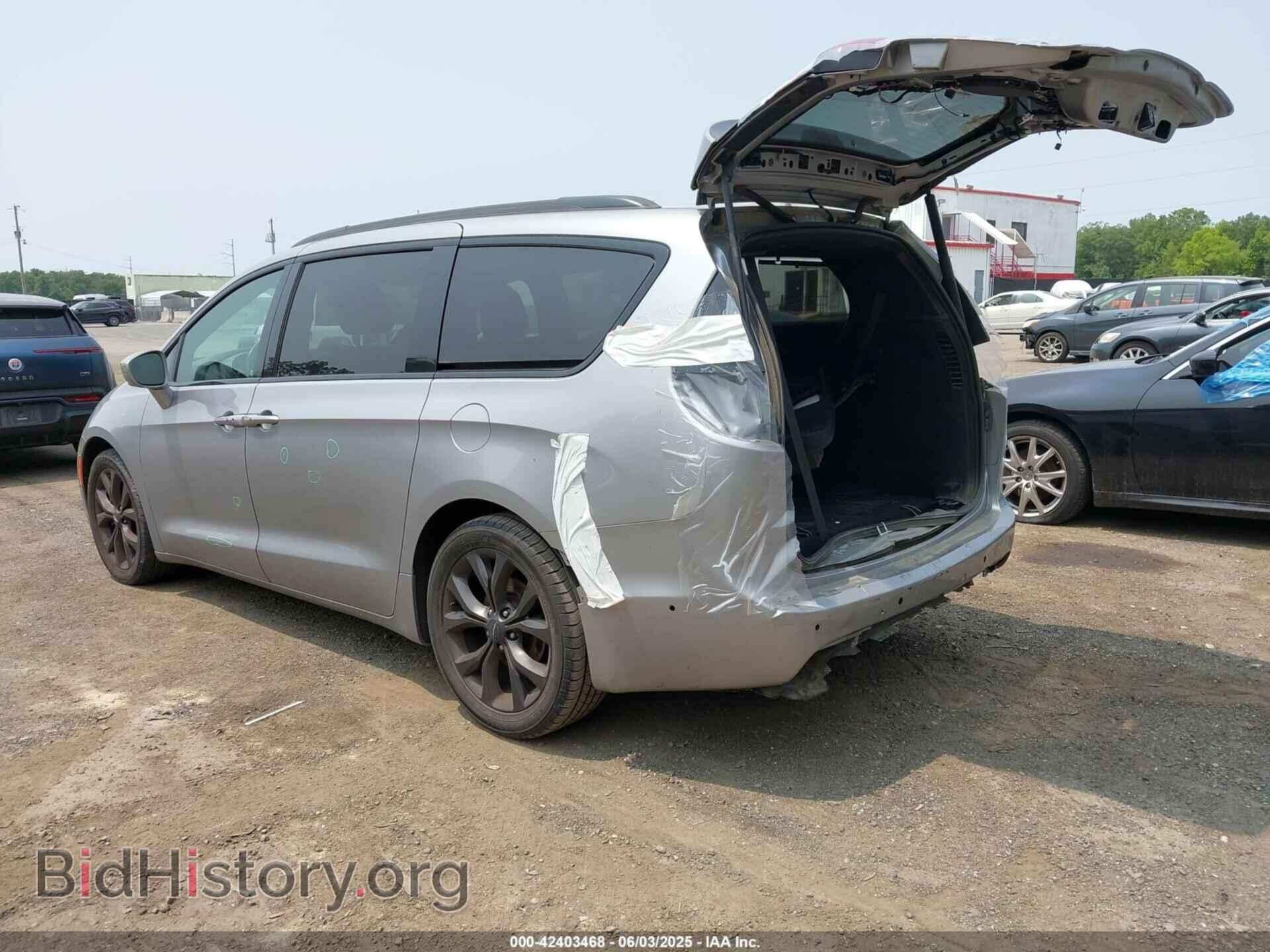 2018 CHRYSLER PACIFICA - VIN: 2C4RC1EG3JR204342 - Фото 3
