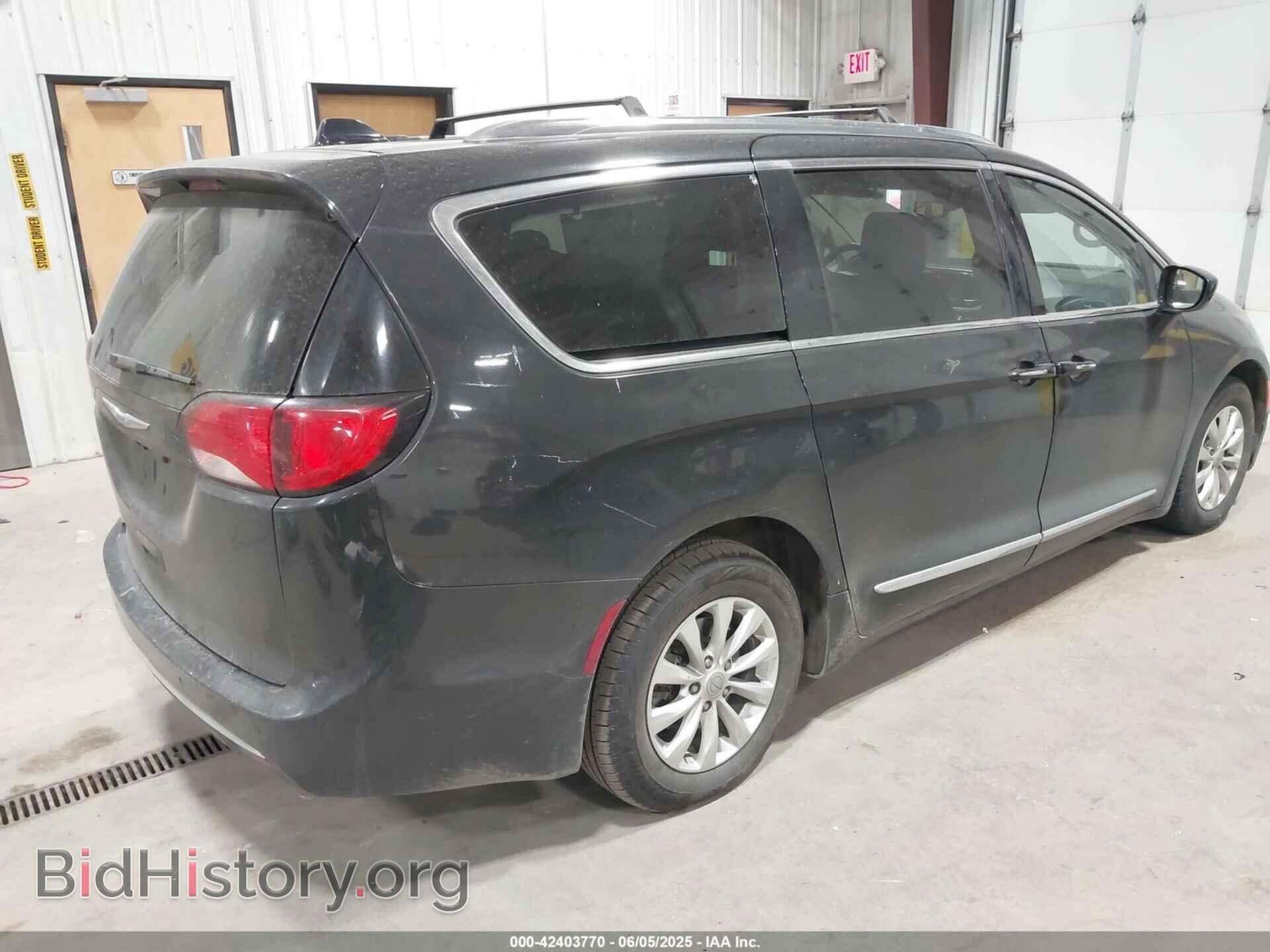 2020 CHRYSLER PACIFICA - VIN: 2C4RC1BG3LR176355 - Фото 4