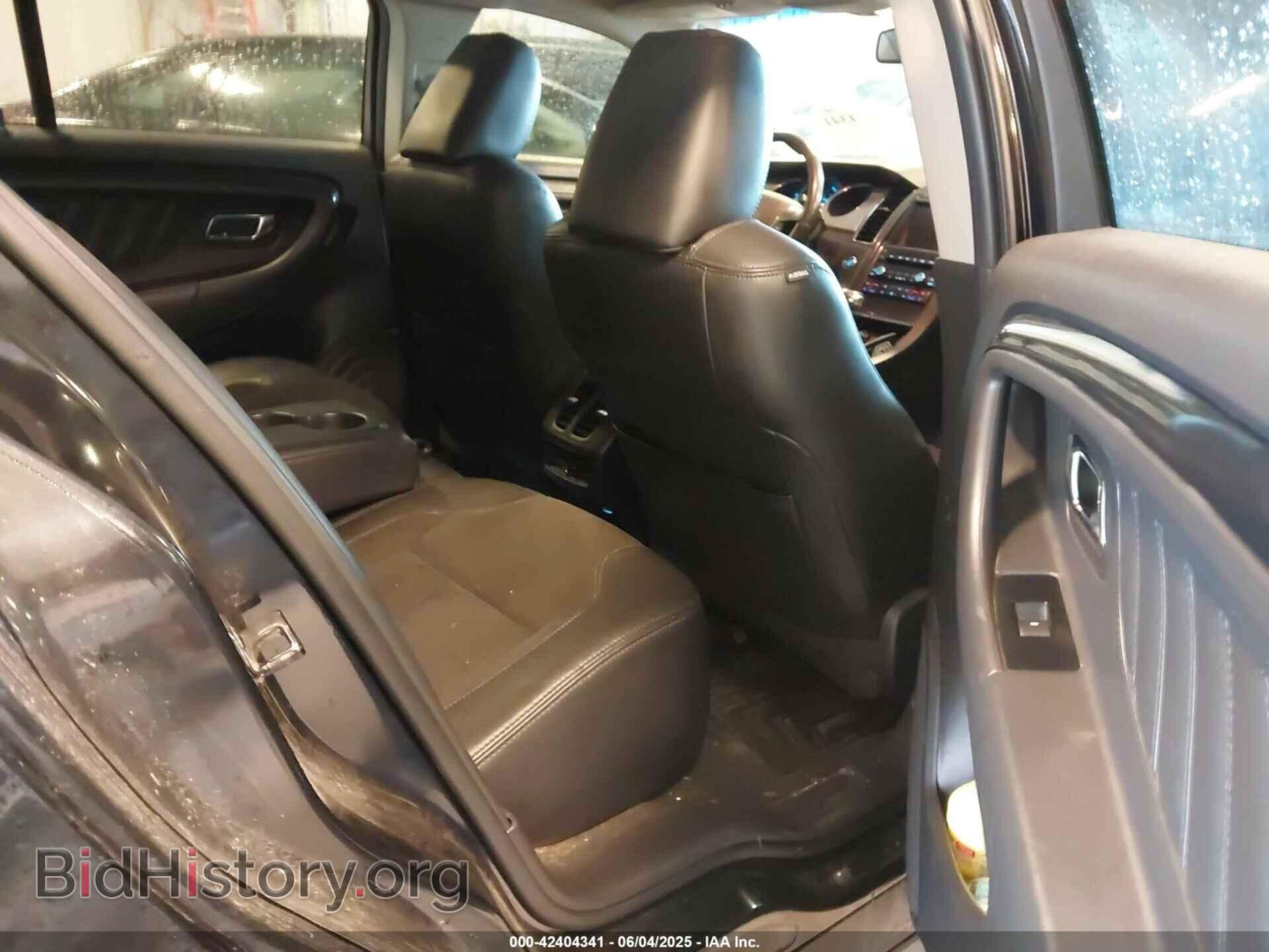 2010 FORD TAURUS - VIN: 1FAHP2KT2AG106188 - Фото 8