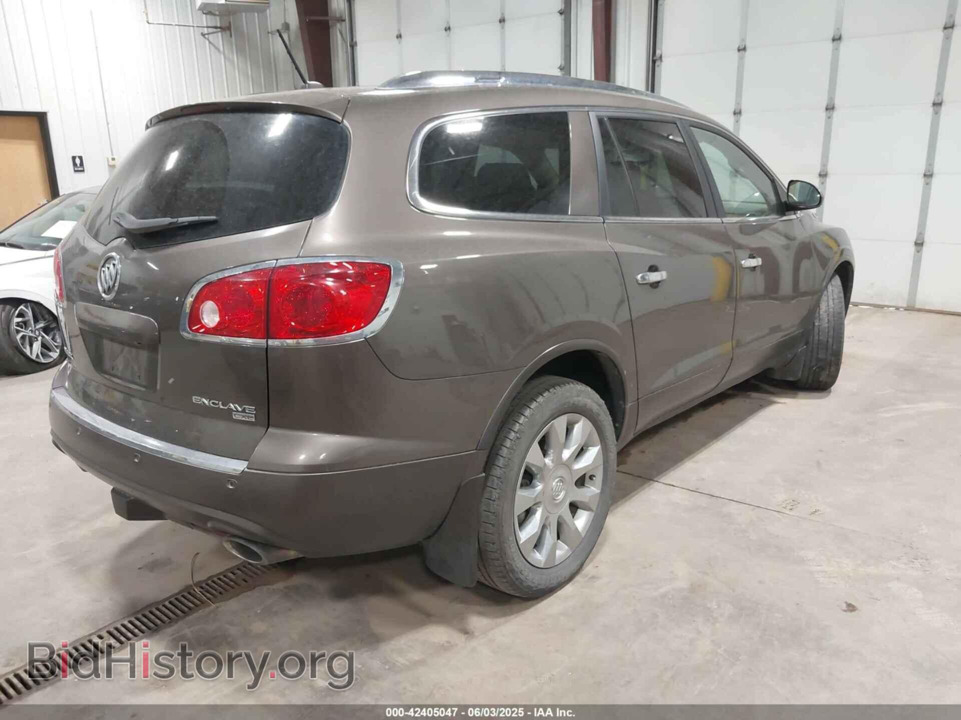 2011 BUICK ENCLAVE - VIN: 5GAKVCEDXBJ312462 - Photo 4