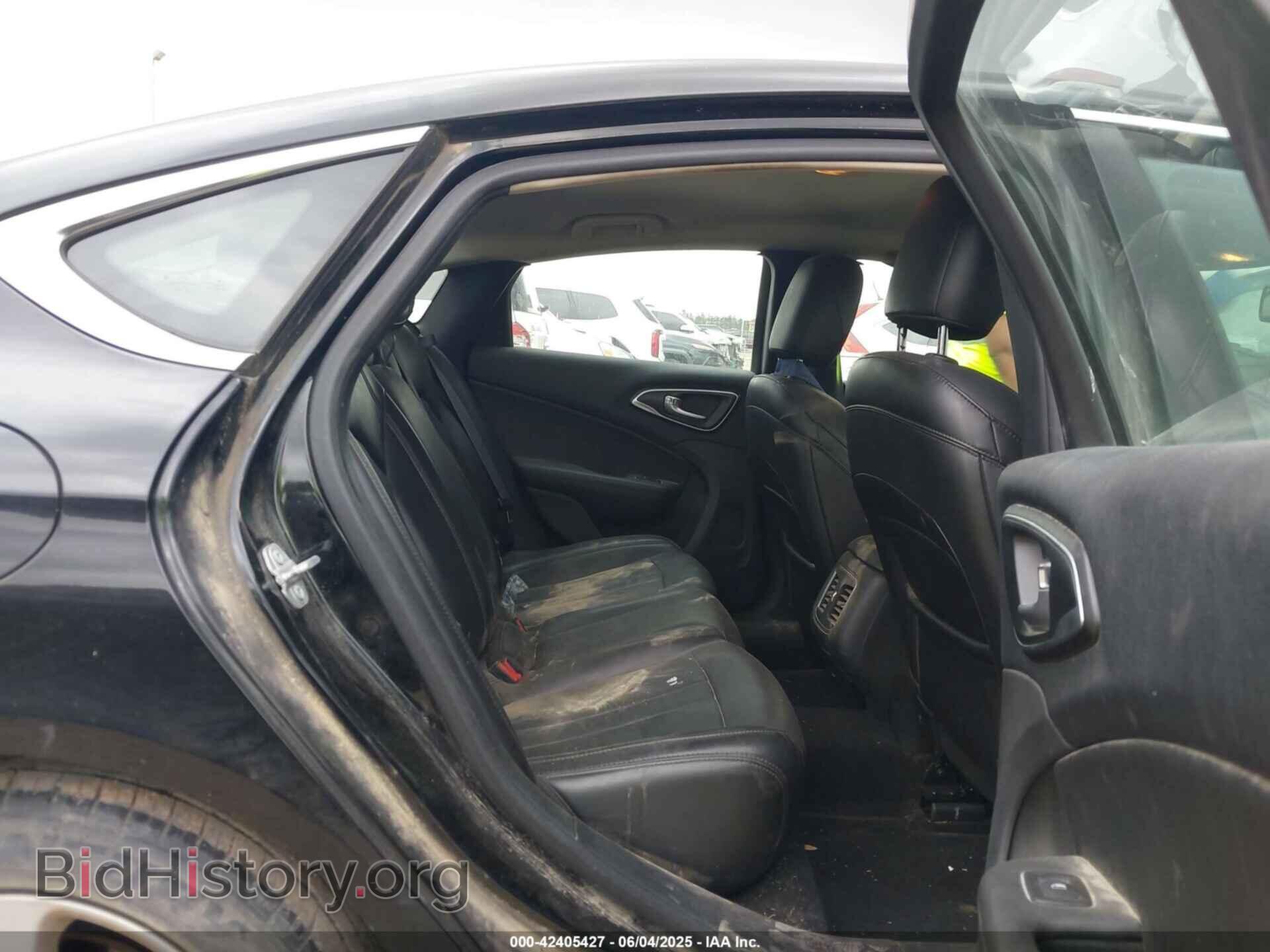 2017 CHRYSLER 200 - VIN: 1C3CCCAB3HN501781 - Фото 8