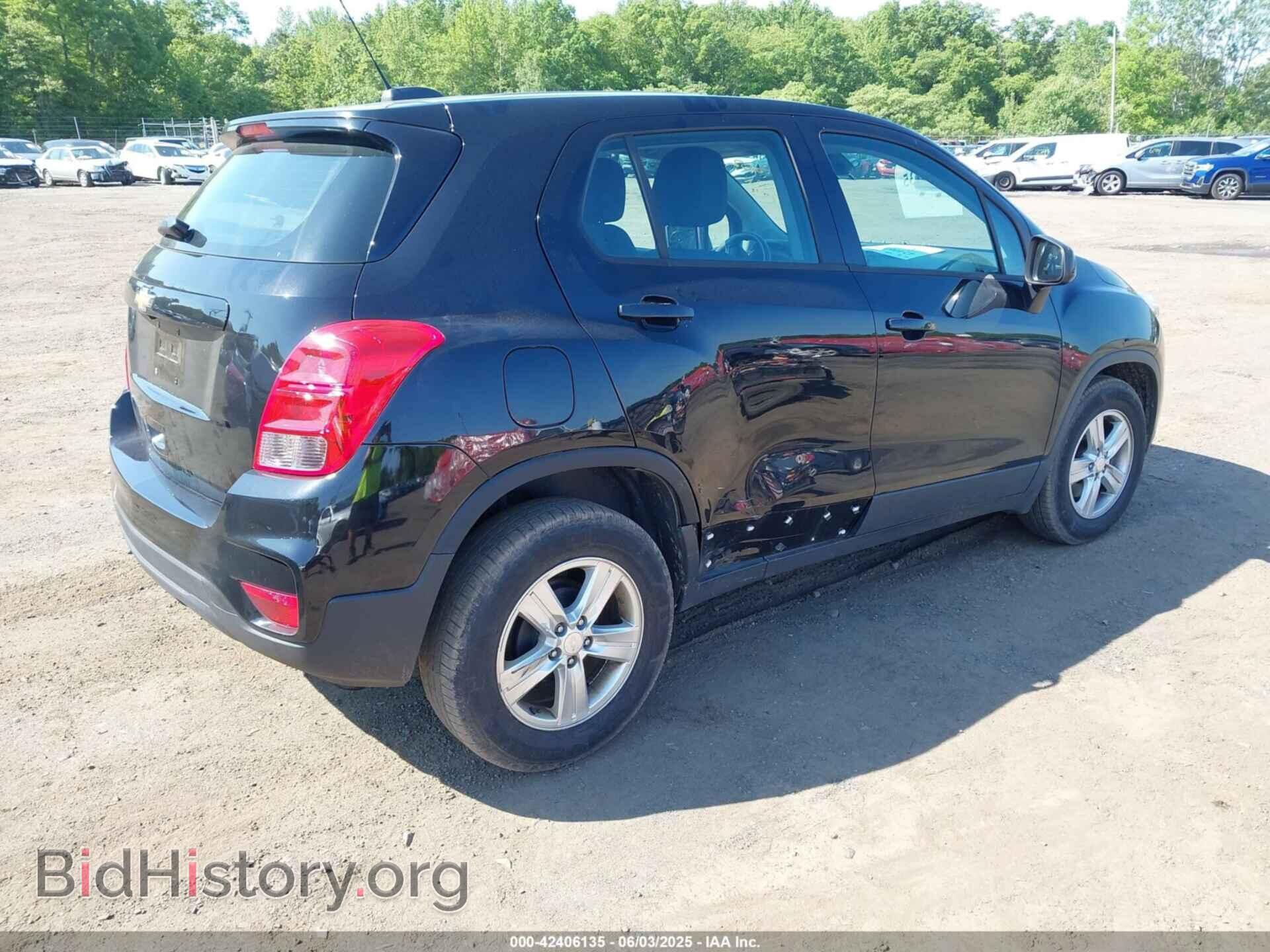 2019 CHEVROLET TRAX - VIN: 3GNCJKSB3KL230357 - Фото 4