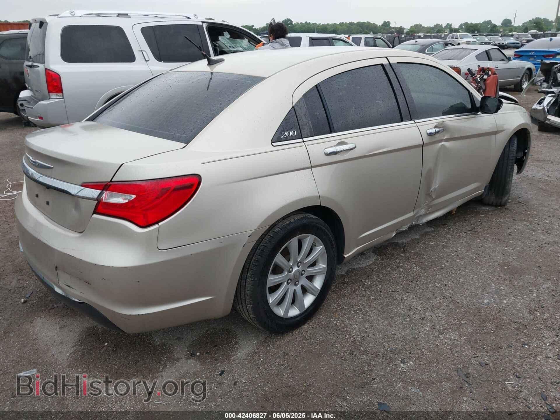 2013 CHRYSLER 200 - VIN: 1C3CCBCG2DN575271 - Photo 4