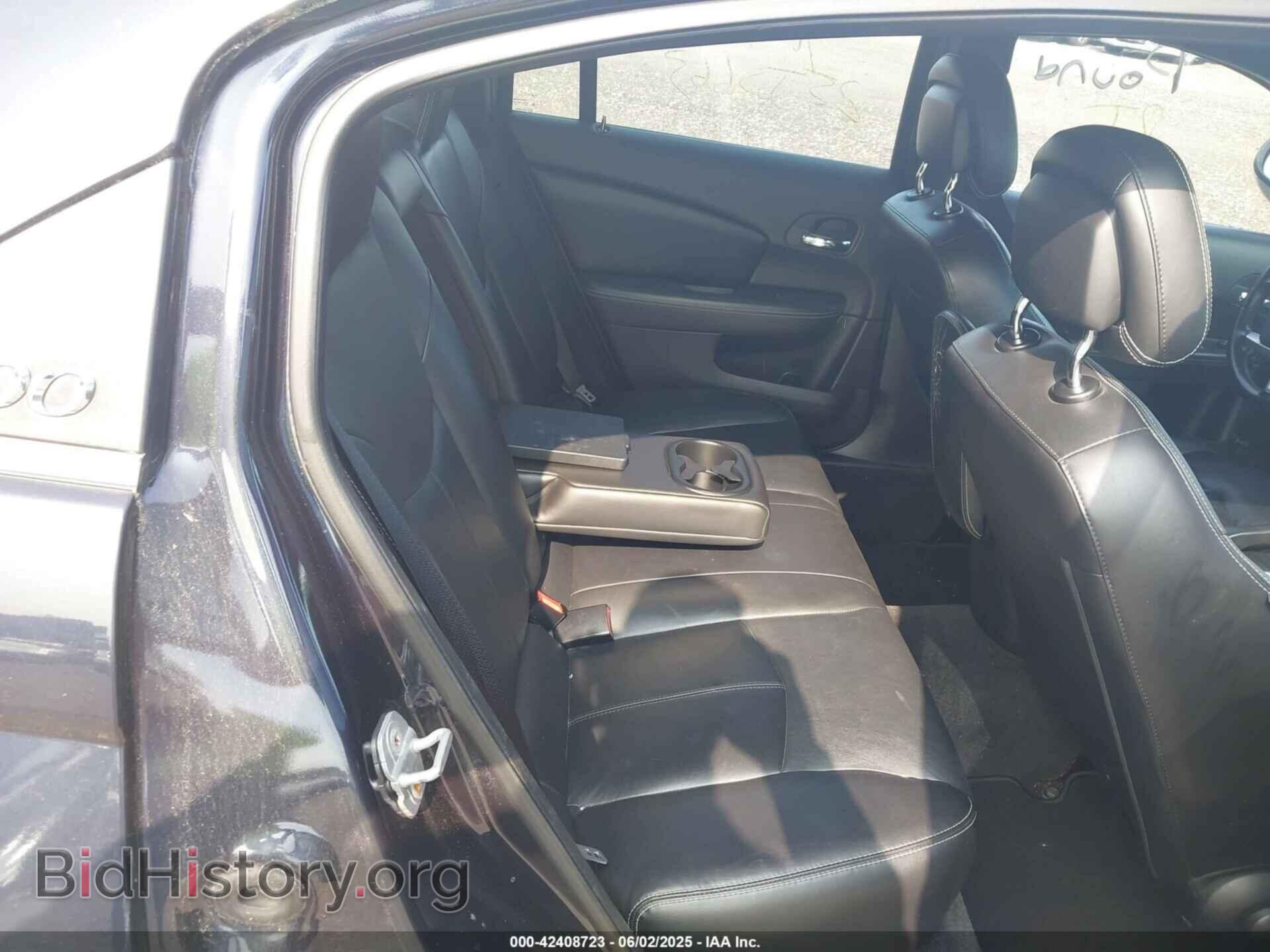 2012 CHRYSLER 200 - VIN: 1C3CCBCG0CN107828 - Фото 8