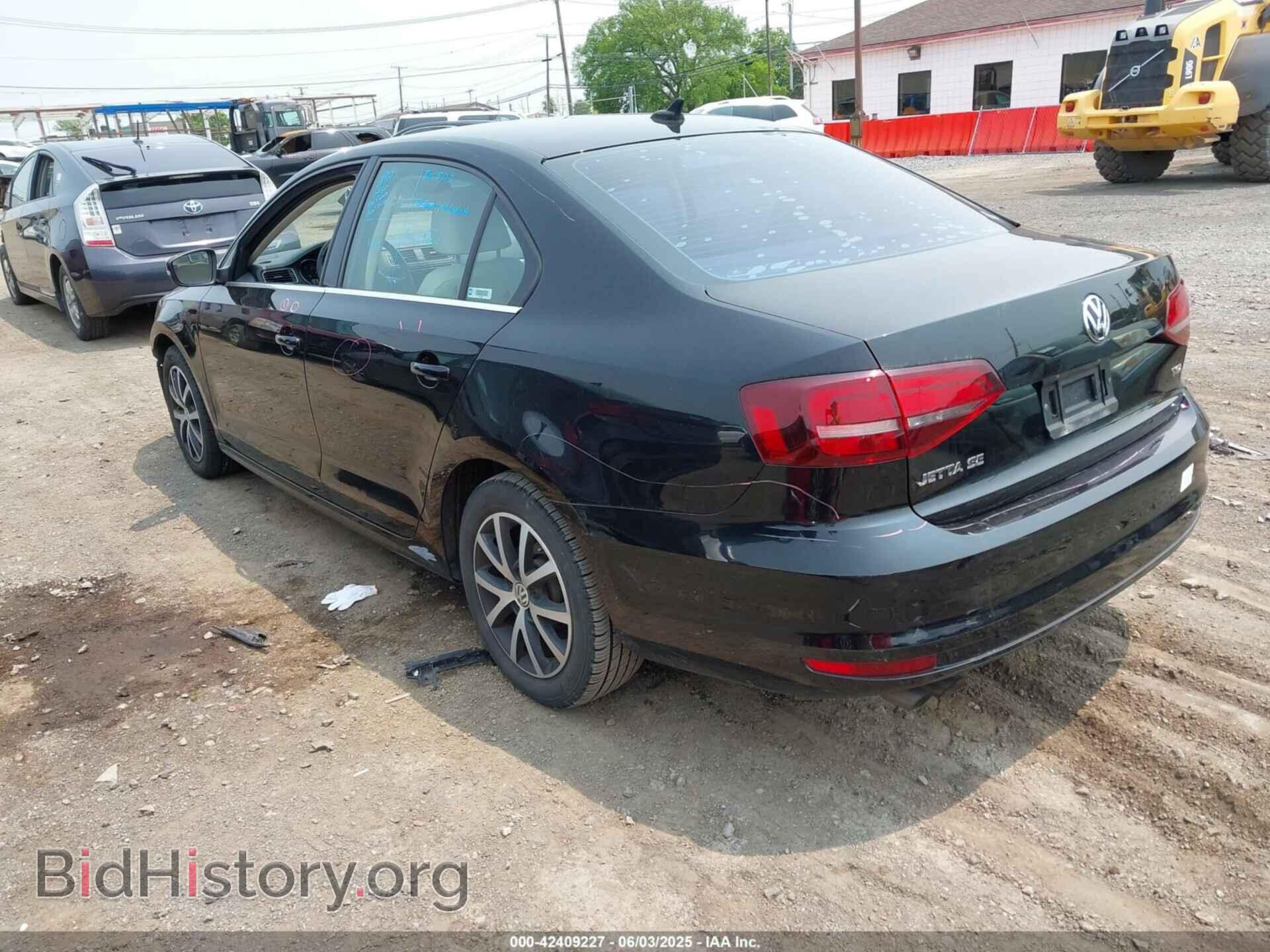 2017 VOLKSWAGEN JETTA - VIN: 3VWDB7AJ8HM251527 - Фото 3