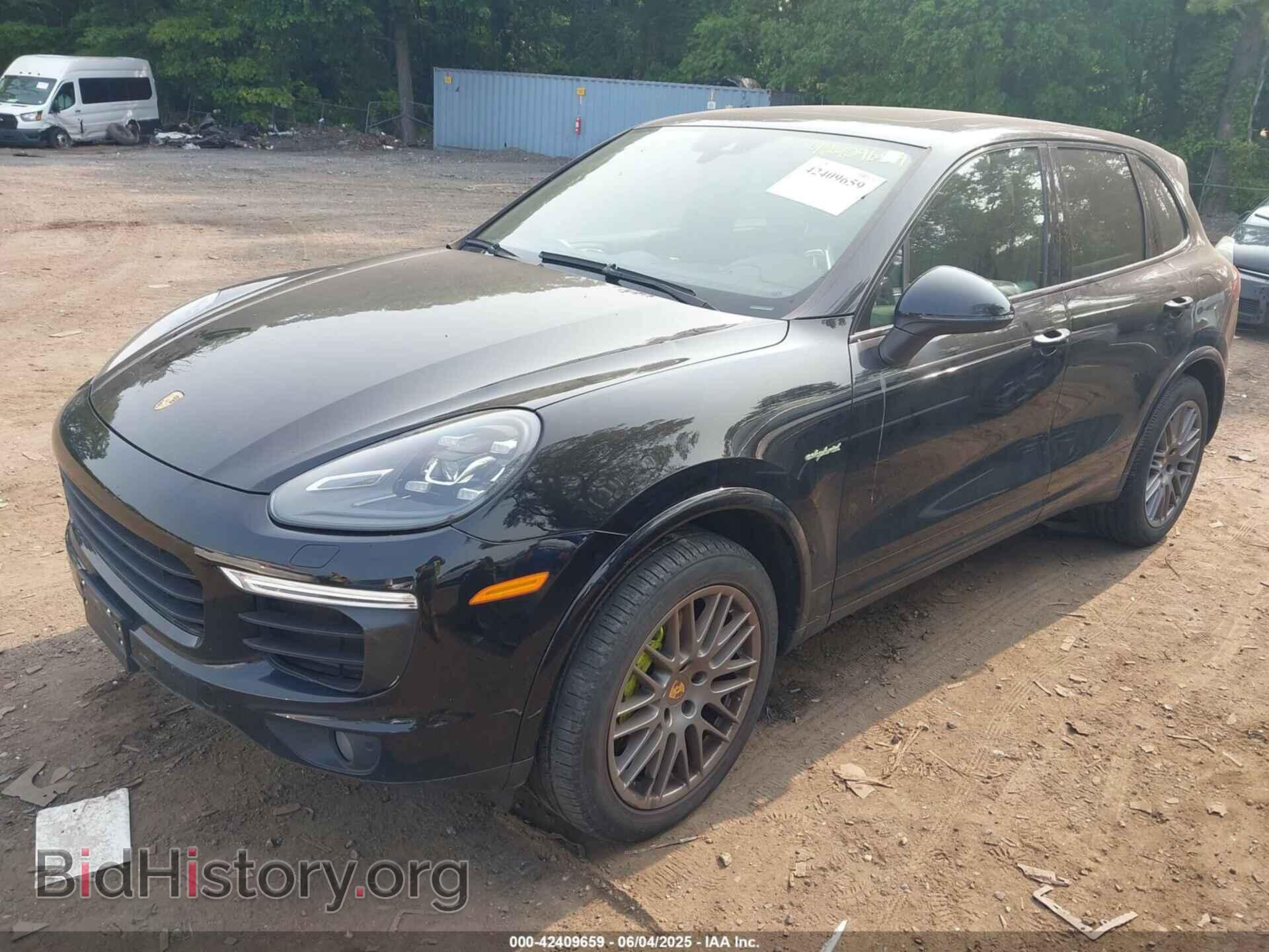 2017 PORSCHE CAYENNE E-HYBRID - VIN: WP1AE2A24HLA69574 - Фото 2